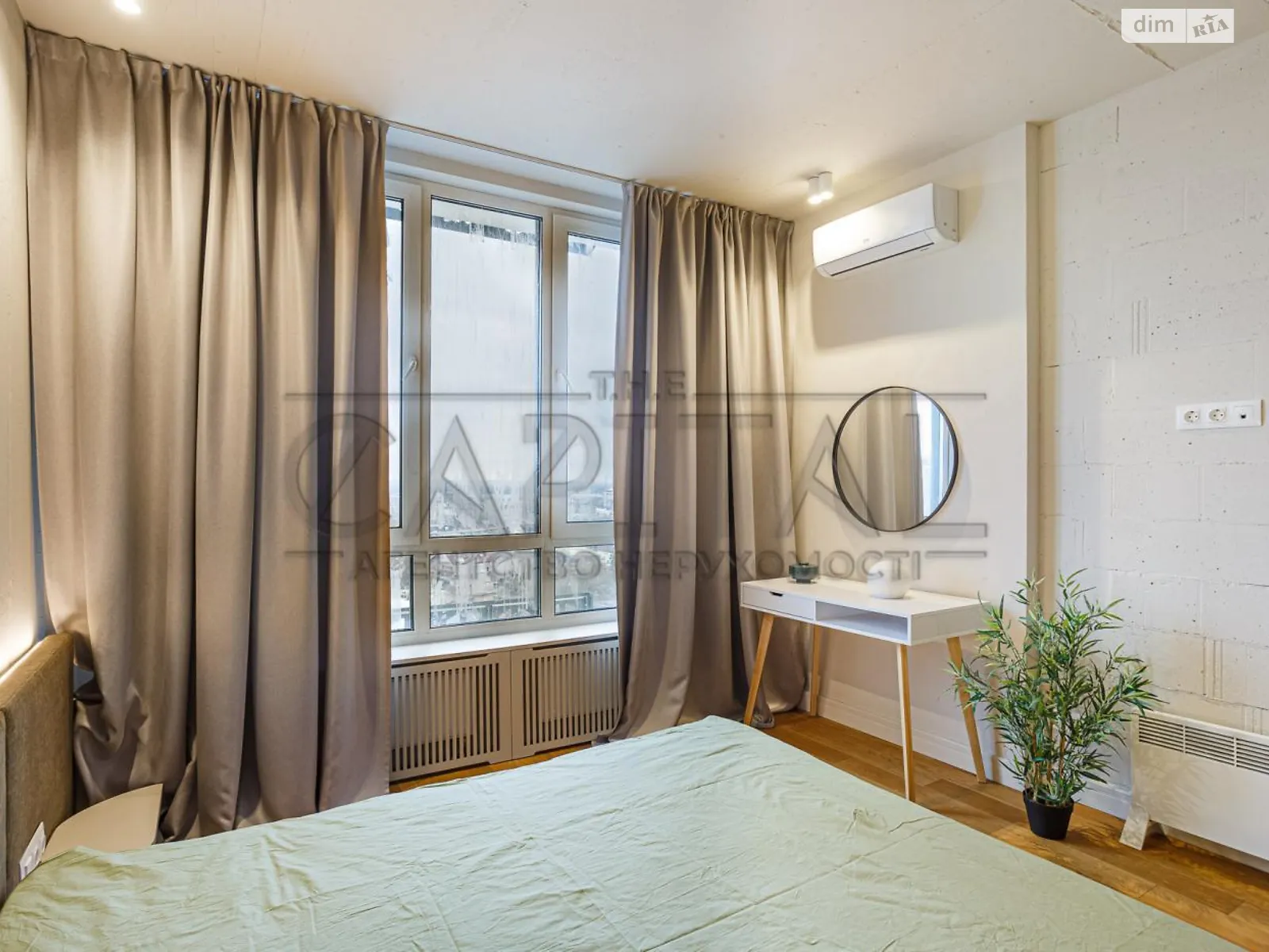 Продается 2-комнатная квартира 67 кв. м в Киеве, ул. Михаила Бойчука, 41А
