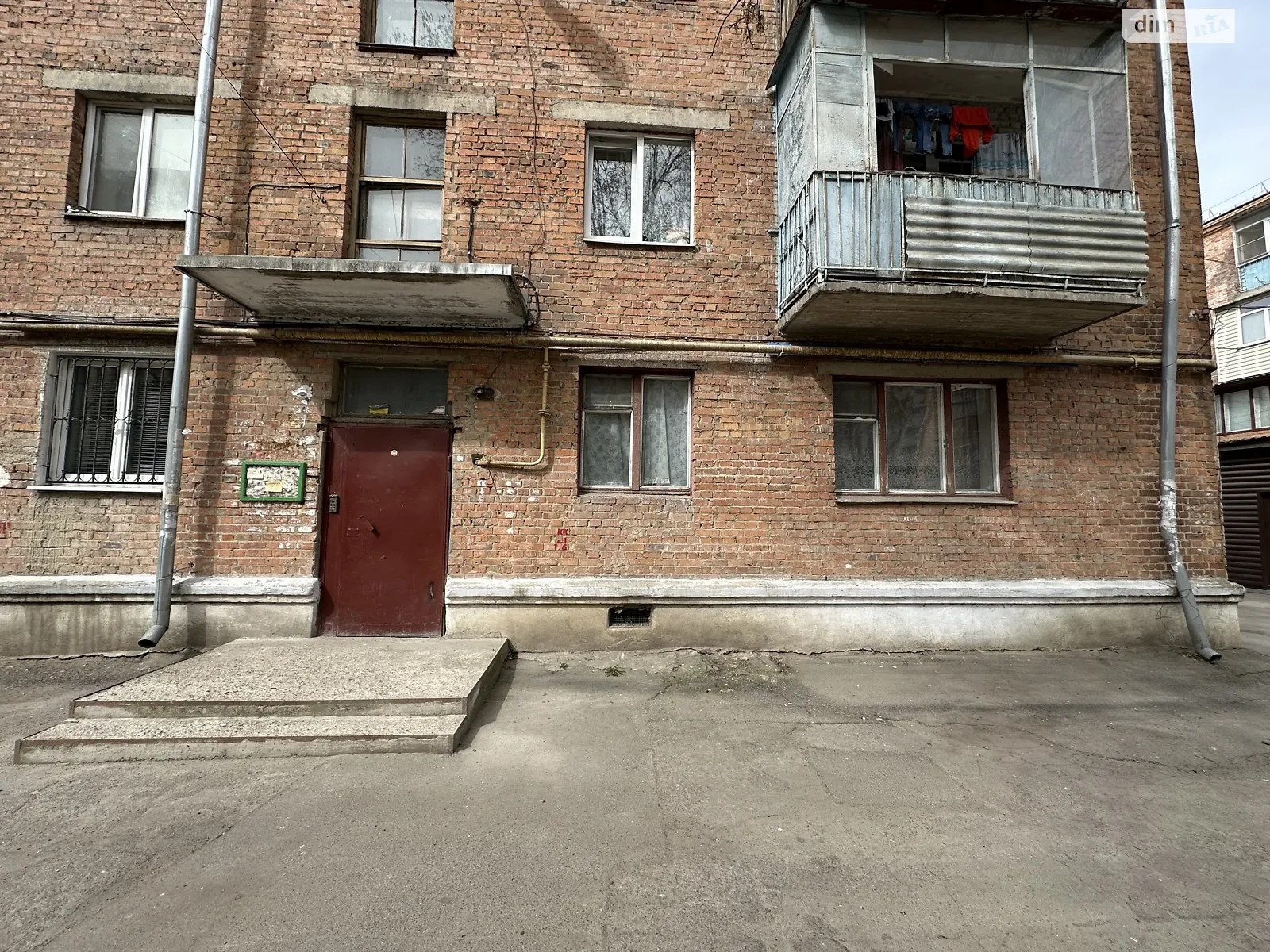 Продается 2-комнатная квартира 39.4 кв. м в Виннице, ул. Пирогова, 105