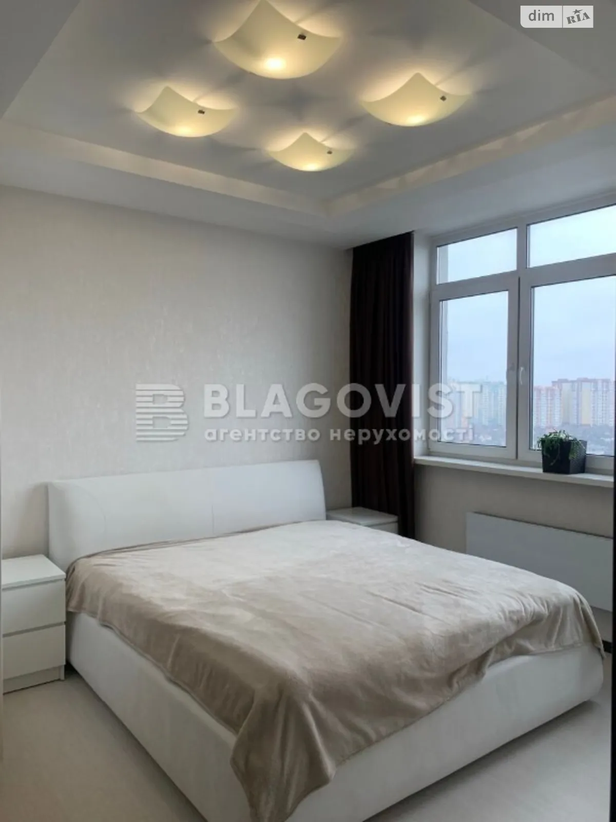 Продается 2-комнатная квартира 65.5 кв. м в Киеве, просп. Николая  Бажана, 8Б