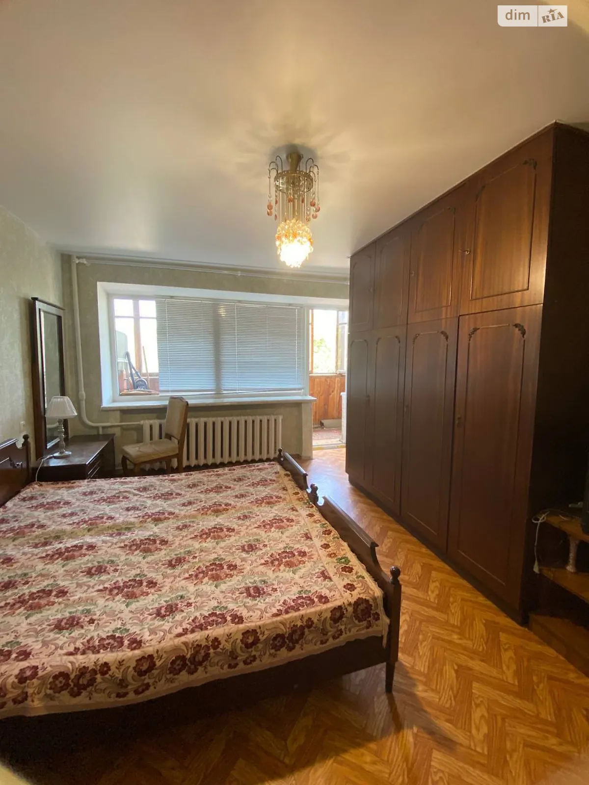 Продається 3-кімнатна квартира 73 кв. м у Одесі, вул. Новосельського, 46А