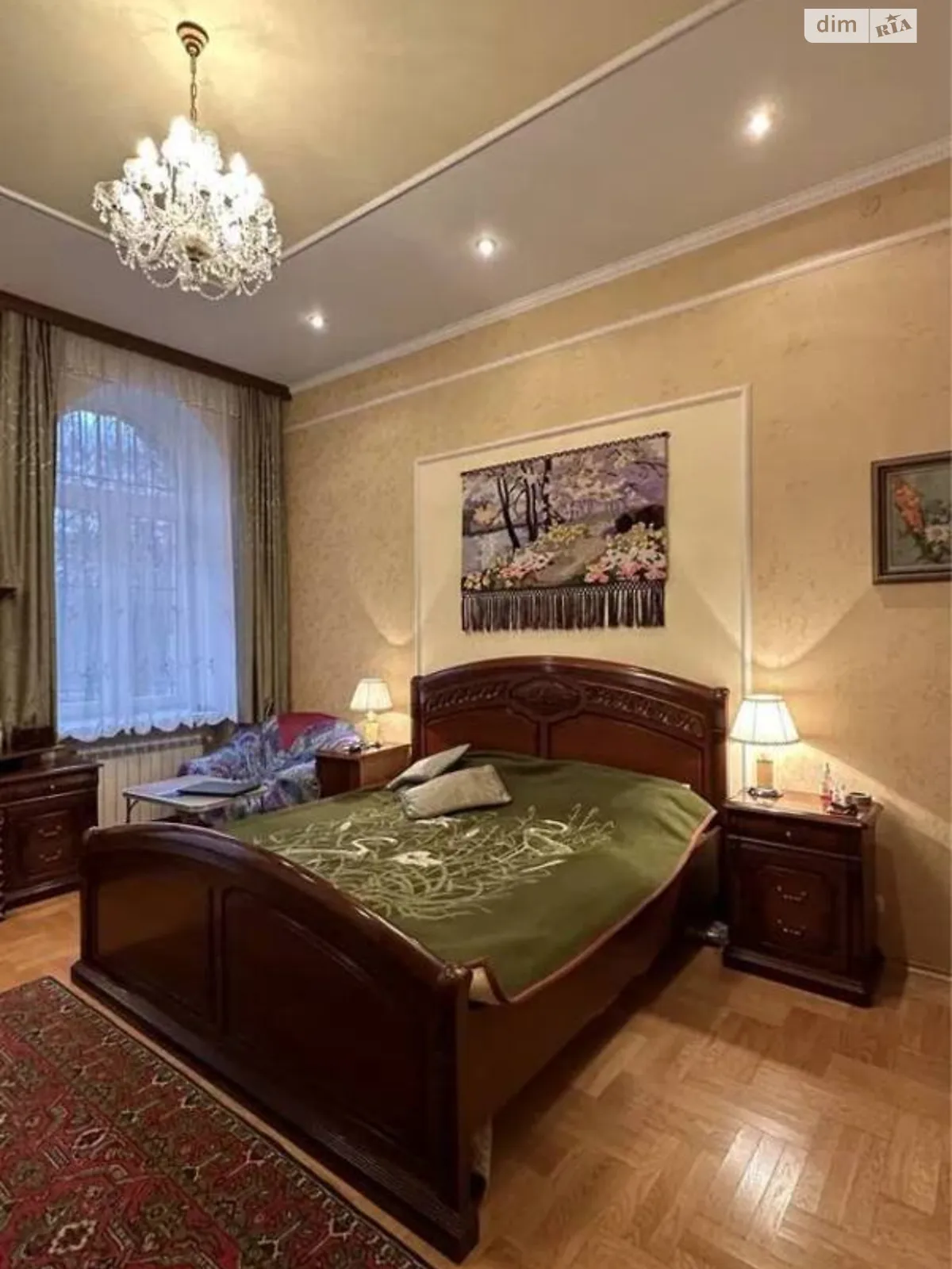 Продается 4-комнатная квартира 114 кв. м в Львове, ул. Крушельницкой Соломии, 19 - фото 1