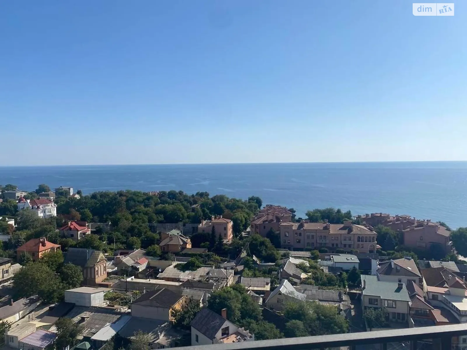 Продается 1-комнатная квартира 53 кв. м в Одессе, ул. Дача Ковалевского, 5 - фото 1