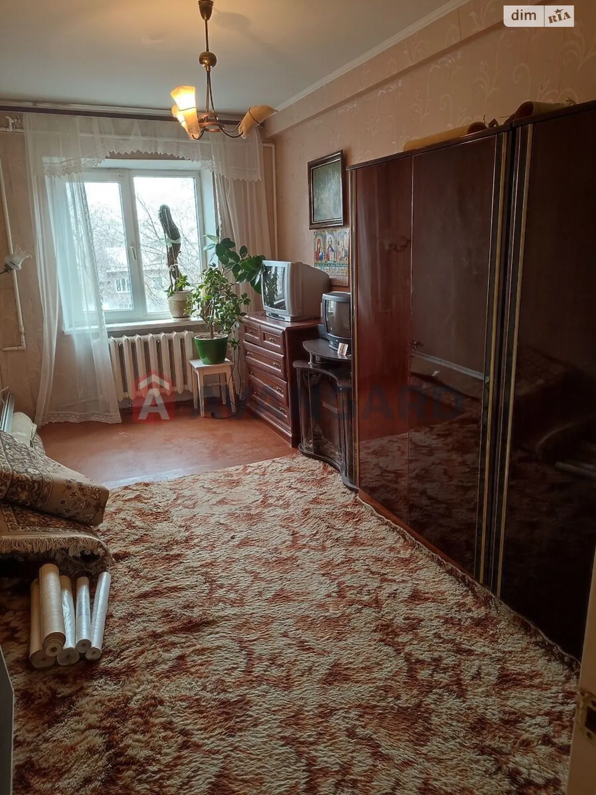 Продається 2-кімнатна квартира 42 кв. м у Кам'янському, цена: 15000 $
