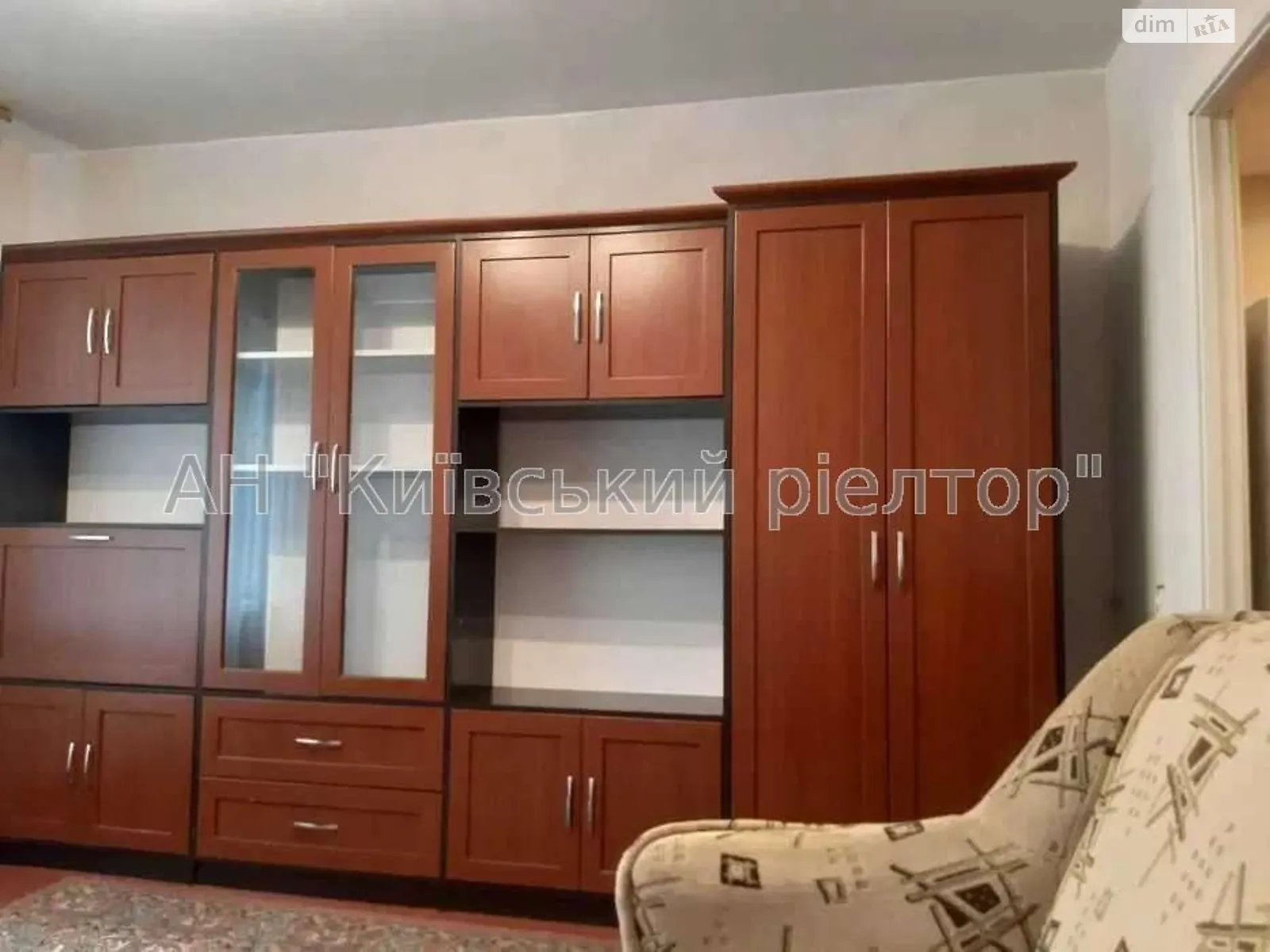 Продається кімната 25 кв. м у Києві, цена: 27000 $