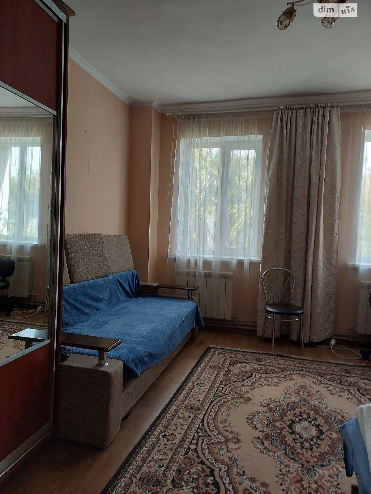 Продається 2-кімнатна квартира 62.5 кв. м у Полонному, вул. Заводська