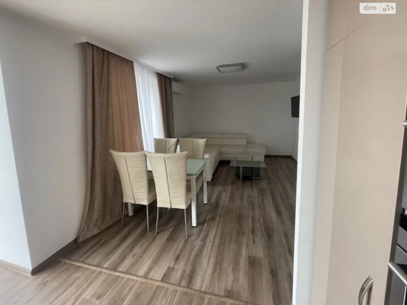 2-комнатная квартира 62 кв. м в Тернополе, цена: 350 $