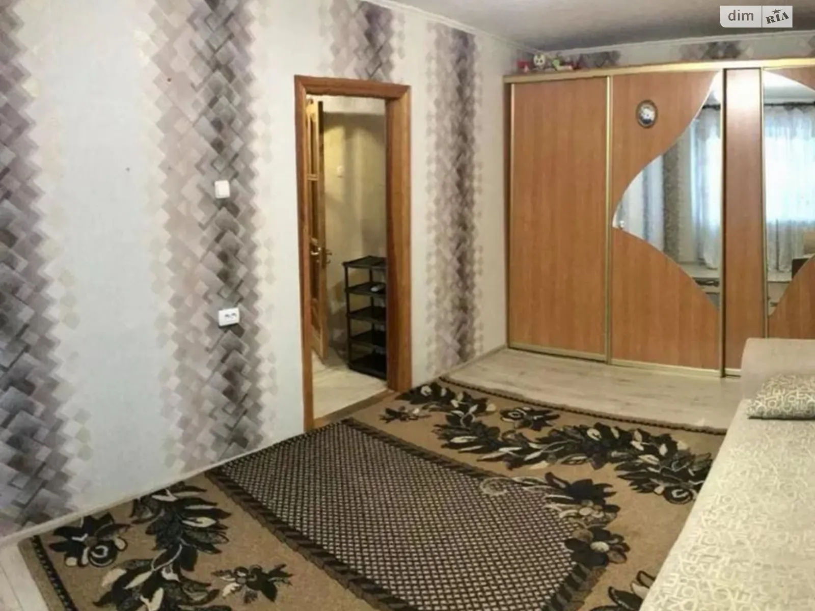 Продается 2-комнатная квартира 46 кв. м в Днепре, ул. Осенняя
