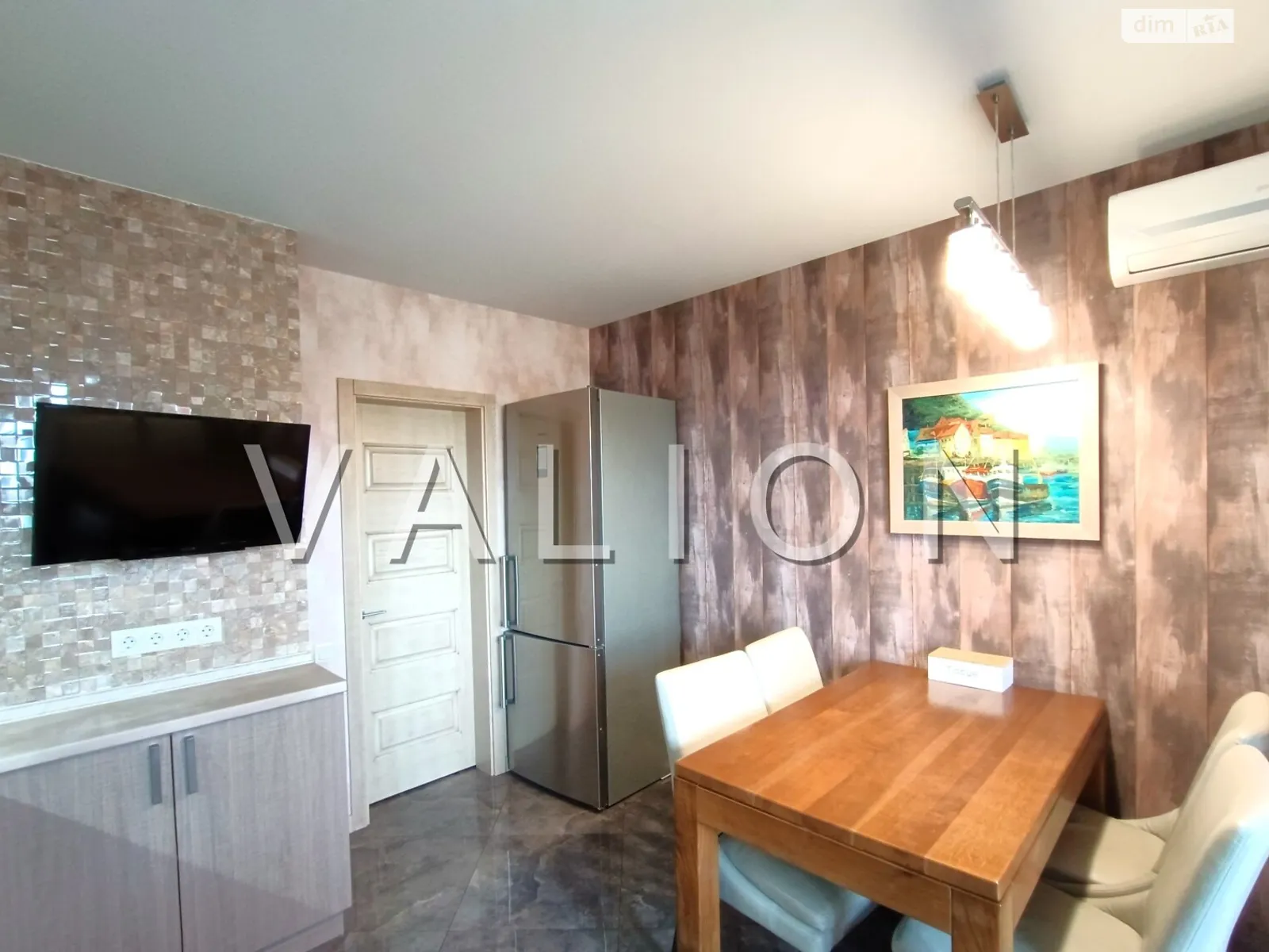 Продается 2-комнатная квартира 67 кв. м в Киеве, цена: 130000 $