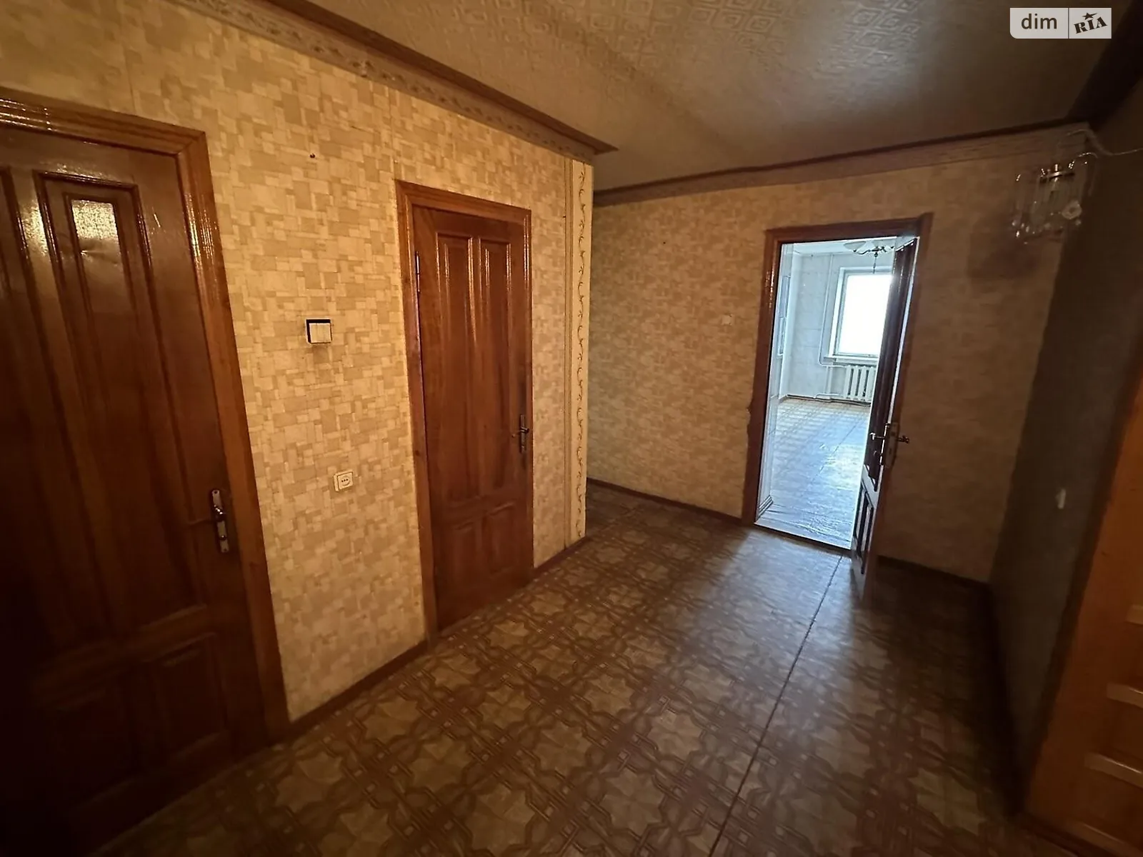 Продается 3-комнатная квартира 97 кв. м в Хмельницком, ул. Свободы