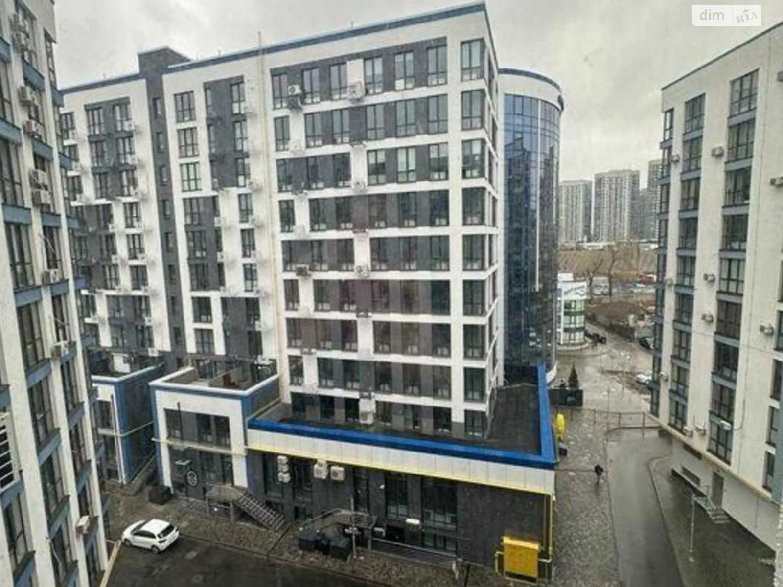 Продается 2-комнатная квартира 94 кв. м в Киеве, ул. Центральная, 21А