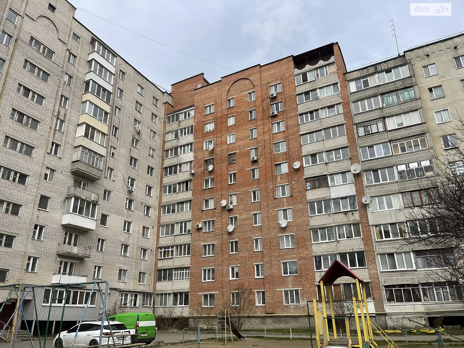 Продается 2-комнатная квартира 52.8 кв. м в Хмельницком, ул. Прибугская - фото 1