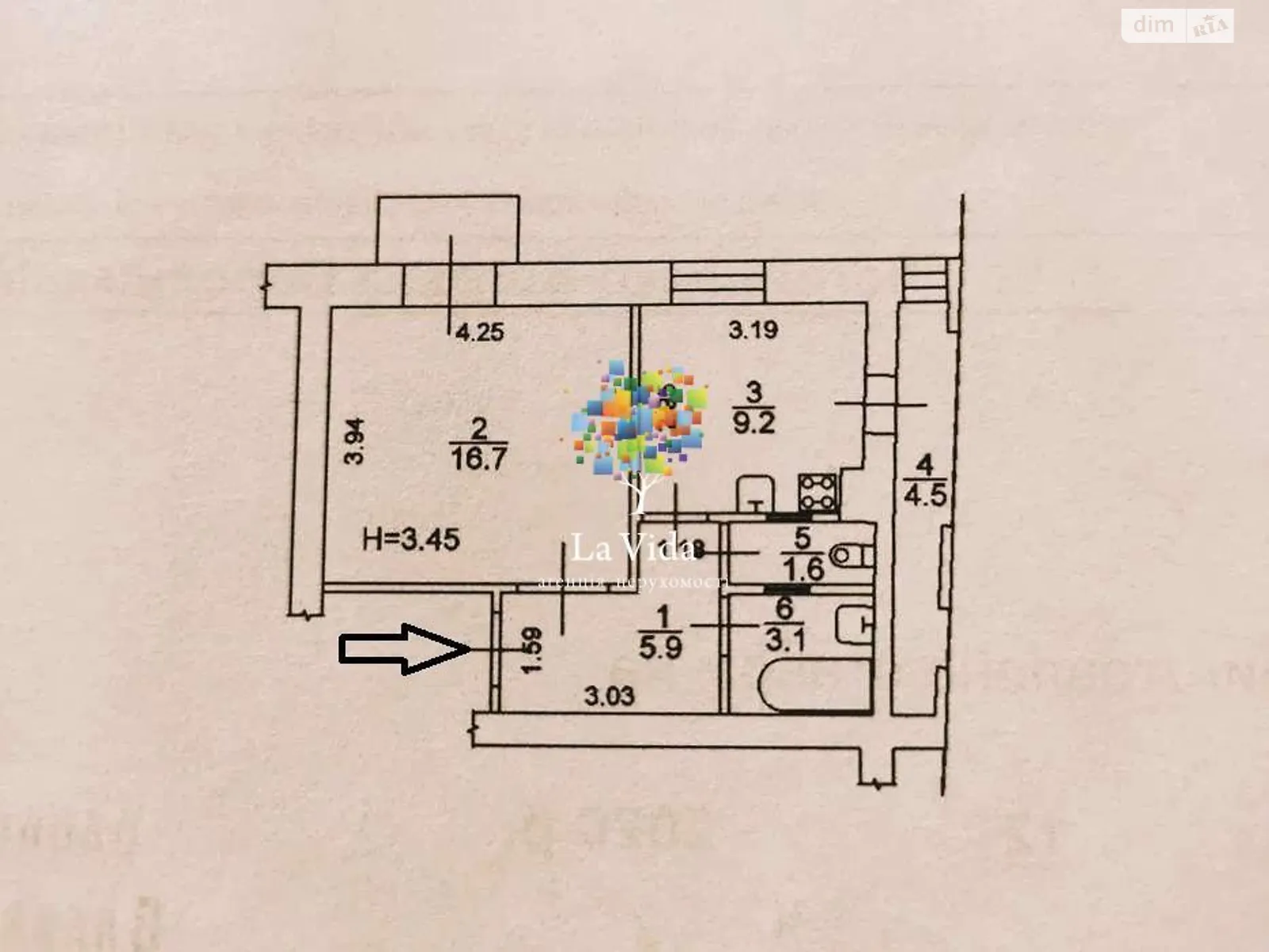 Продается 1-комнатная квартира 42 кв. м в Киеве, ул. Эспланадная, 32