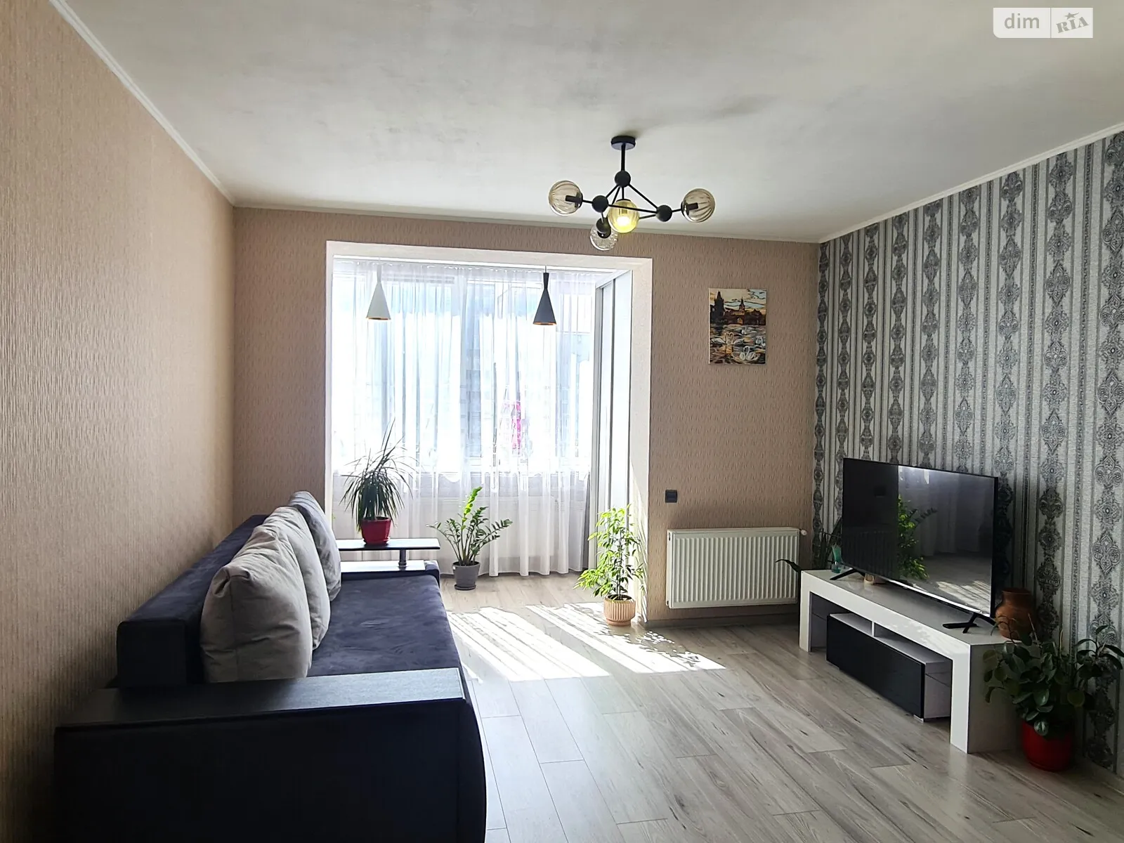 Продается 1-комнатная квартира 50 кв. м в Хмельницком, ул. Озерная