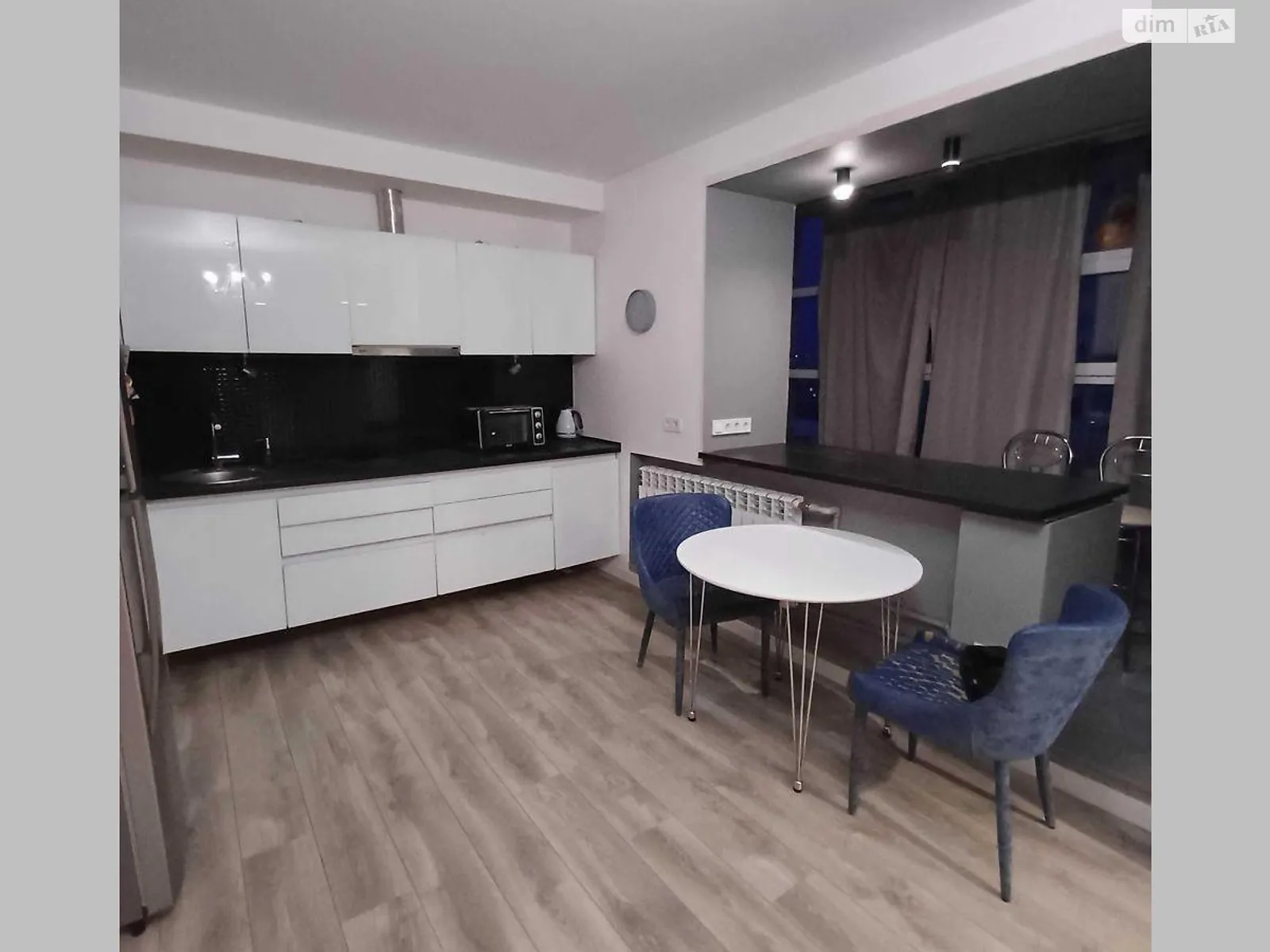 Продается 1-комнатная квартира 39 кв. м в Харькове, цена: 25000 $