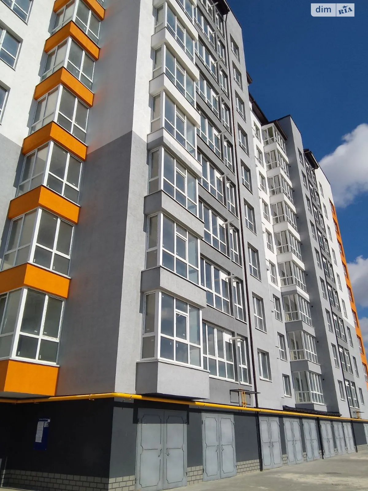 Продается 2-комнатная квартира 71.9 кв. м в Ивано-Франковске, ул. Химиков, 43 - фото 1