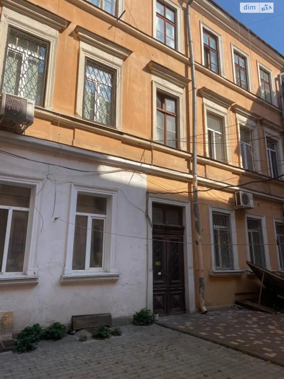 Продается 2-комнатная квартира 46 кв. м в Одессе, ул. Бунина