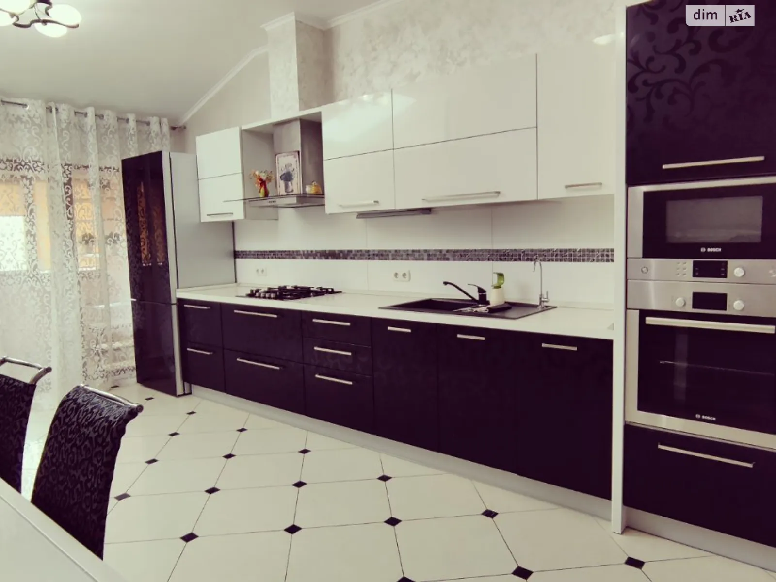 Продается 4-комнатная квартира 182 кв. м в Николаеве, цена: 120000 $ - фото 1