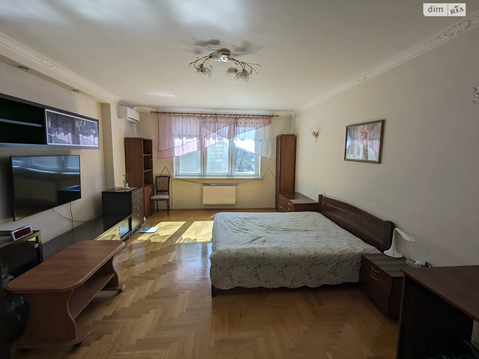 Продается 2-комнатная квартира 80 кв. м в Киеве, ул. Раисы Окипной, 8 - фото 1