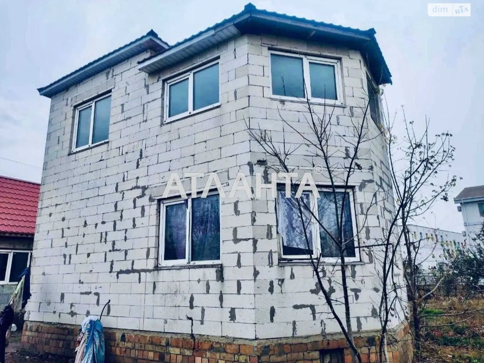 Продається будинок 2 поверховий 167 кв. м з каміном, цена: 26000 $