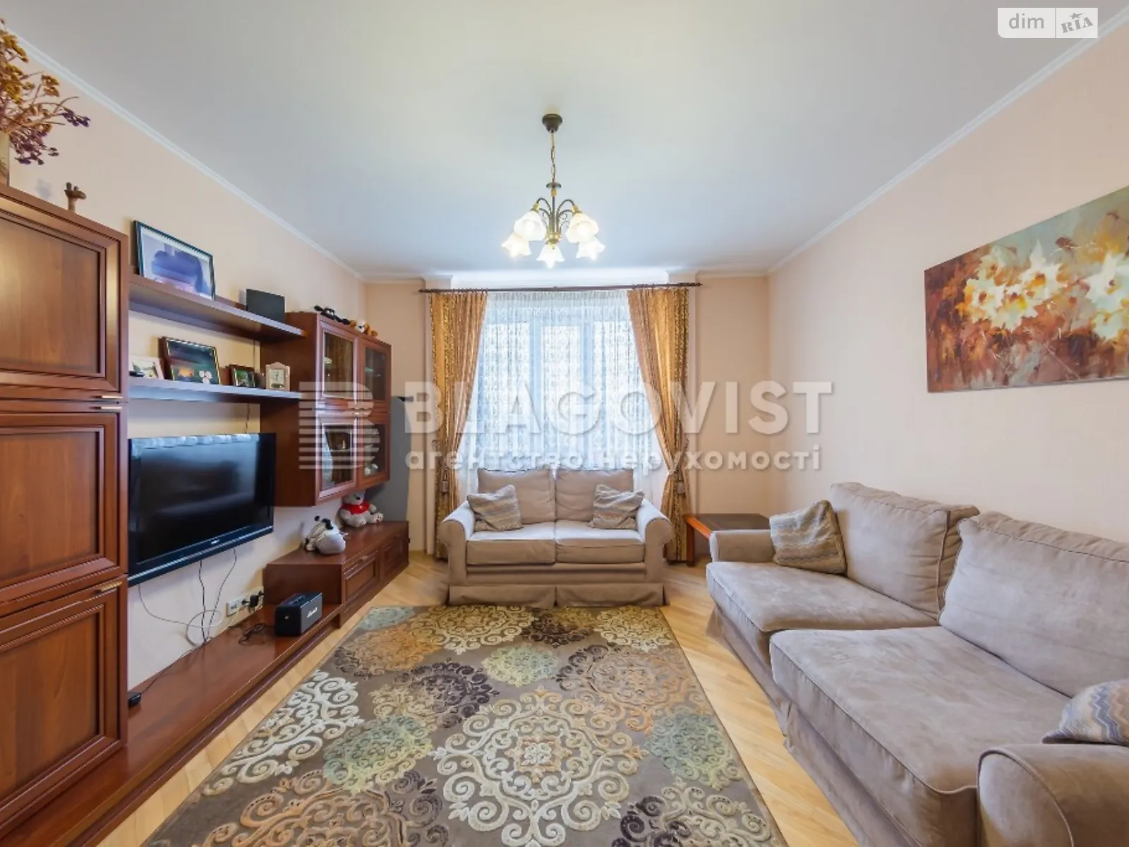 Продается 3-комнатная квартира 75 кв. м в Киеве, ул. Романа Ратушного(Волгоградская), 9А
