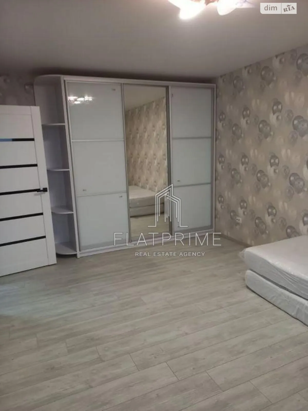 Продается 2-комнатная квартира 78 кв. м в Киеве, ул. Полесская, 4 - фото 1