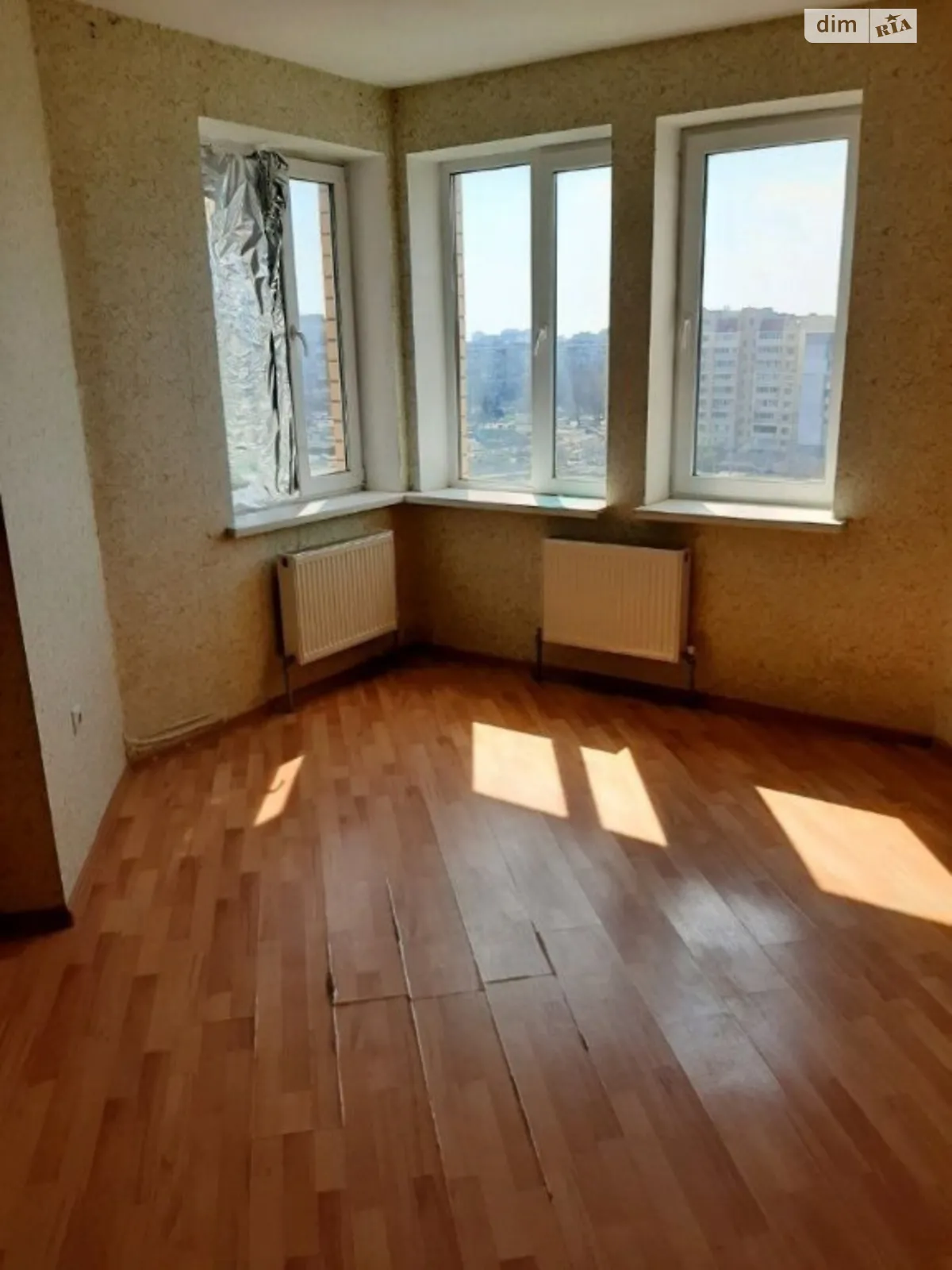 Продается 1-комнатная квартира 53 кв. м в Одессе, ул. Школьная - фото 1