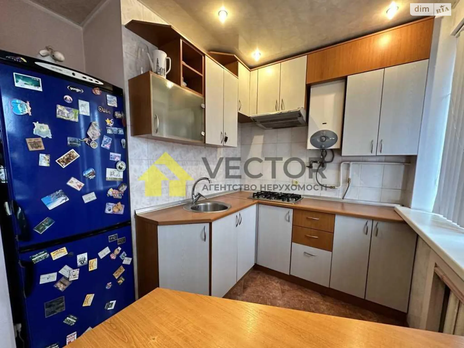 Продается 2-комнатная квартира 43 кв. м в Полтаве, цена: 46000 $