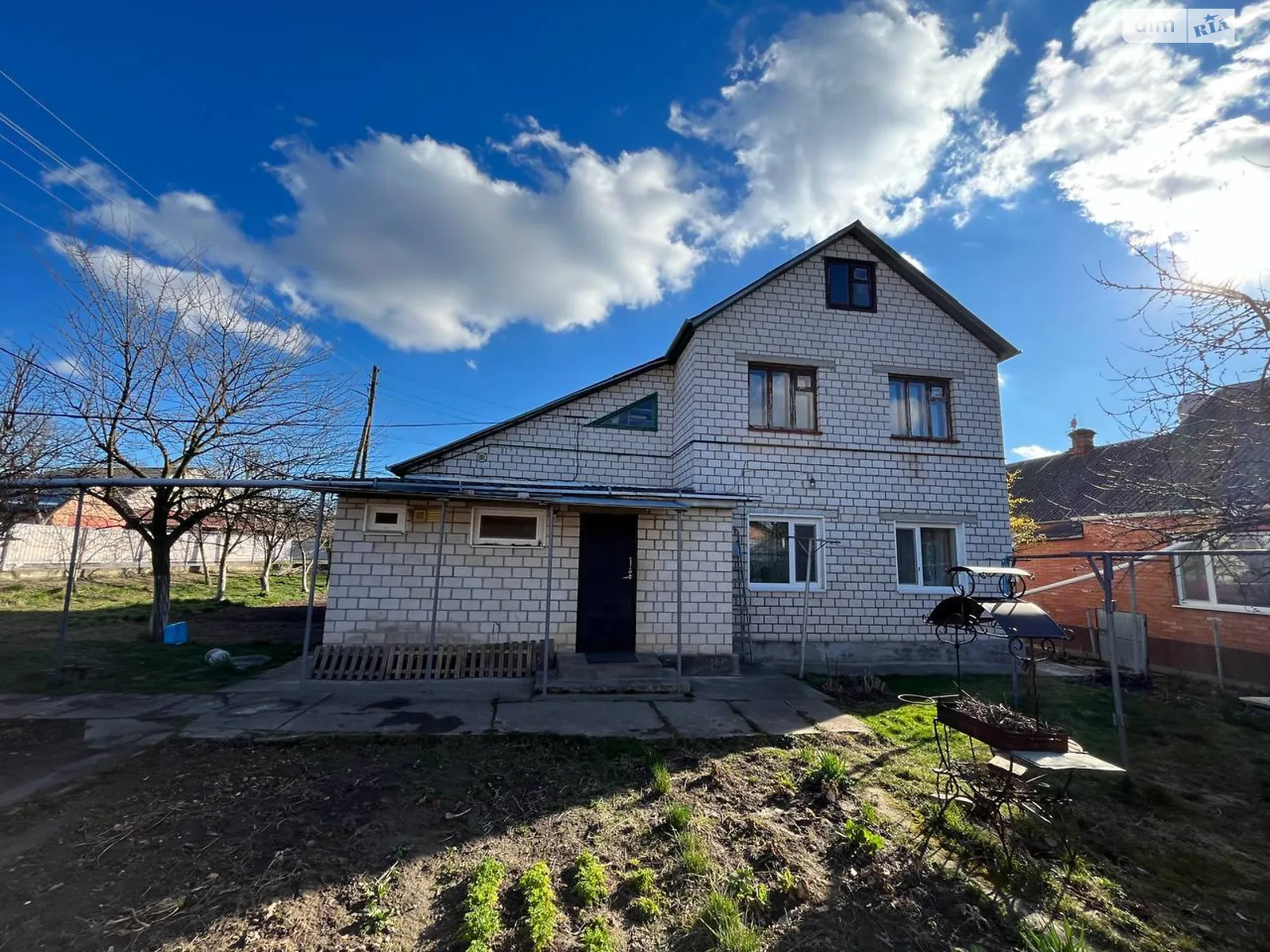 Продается дом на 2 этажа 151 кв. м с беседкой, цена: 96000 $ - фото 1