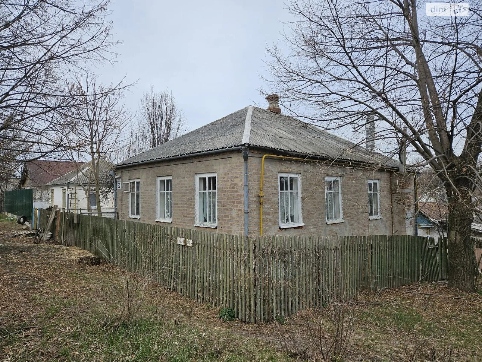 Продається одноповерховий будинок 78 кв. м з каміном, цена: 22000 $