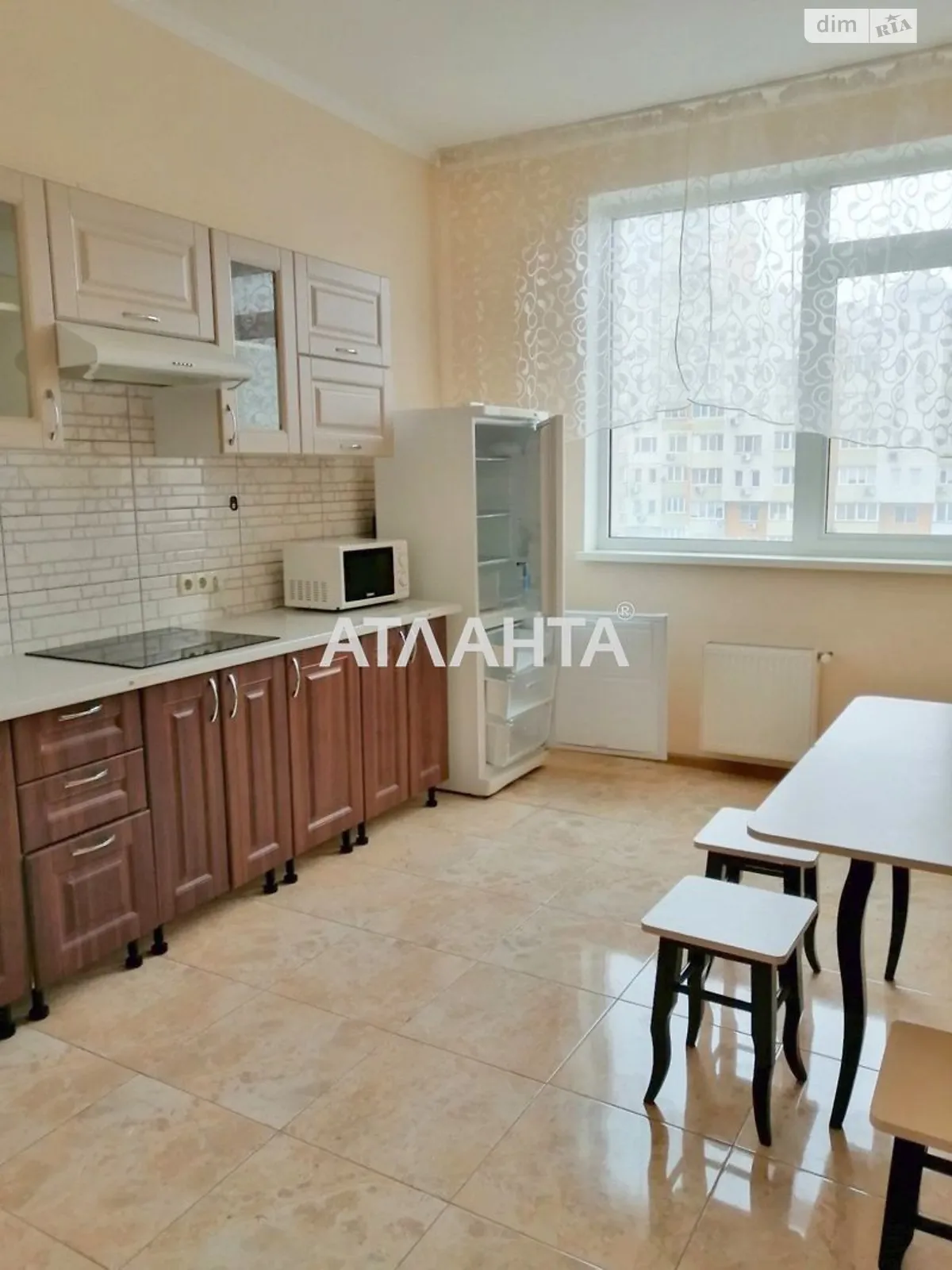 Продается 1-комнатная квартира 43 кв. м в Крыжановке, ул. Академика Сахарова, 3А - фото 1
