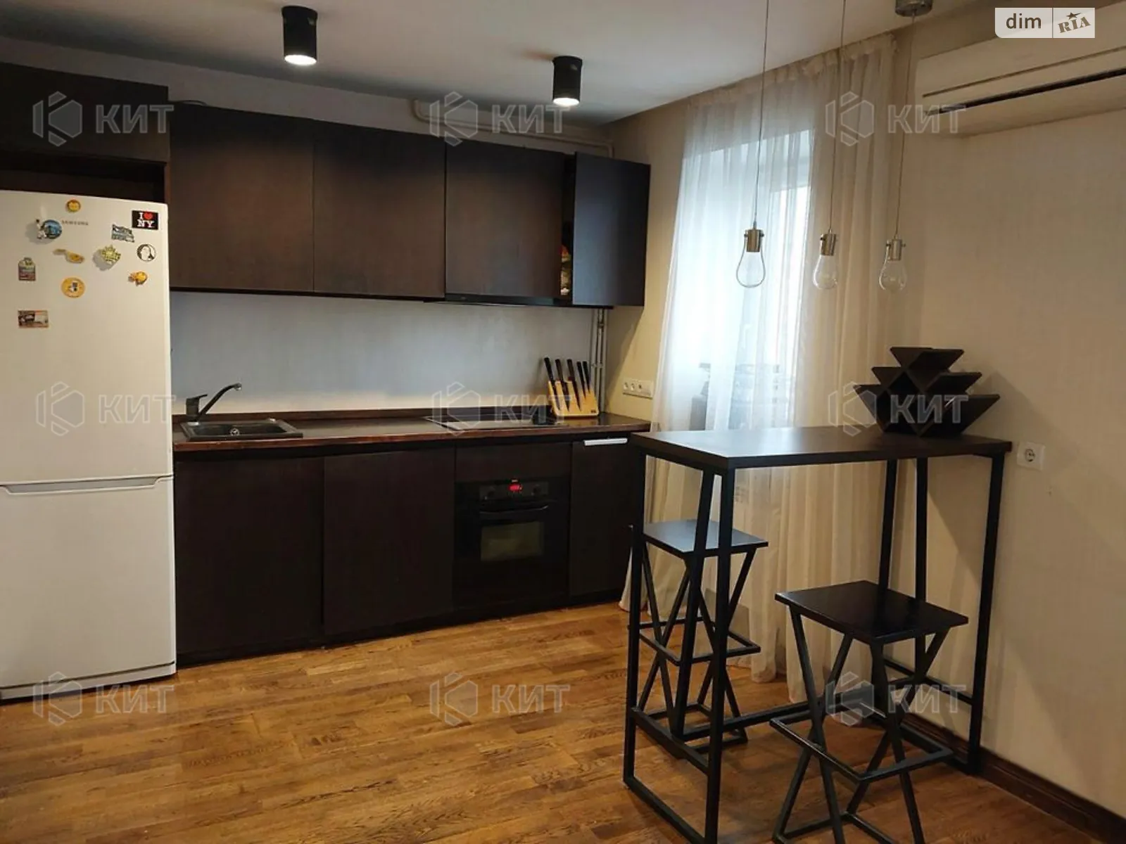 Продається 2-кімнатна квартира 52 кв. м у Харкові, цена: 60000 $