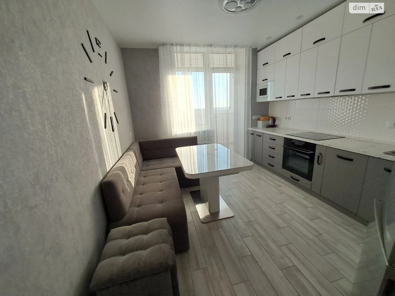 Продается 1-комнатная квартира 43.3 кв. м в Одессе, Овидиопольская дор.