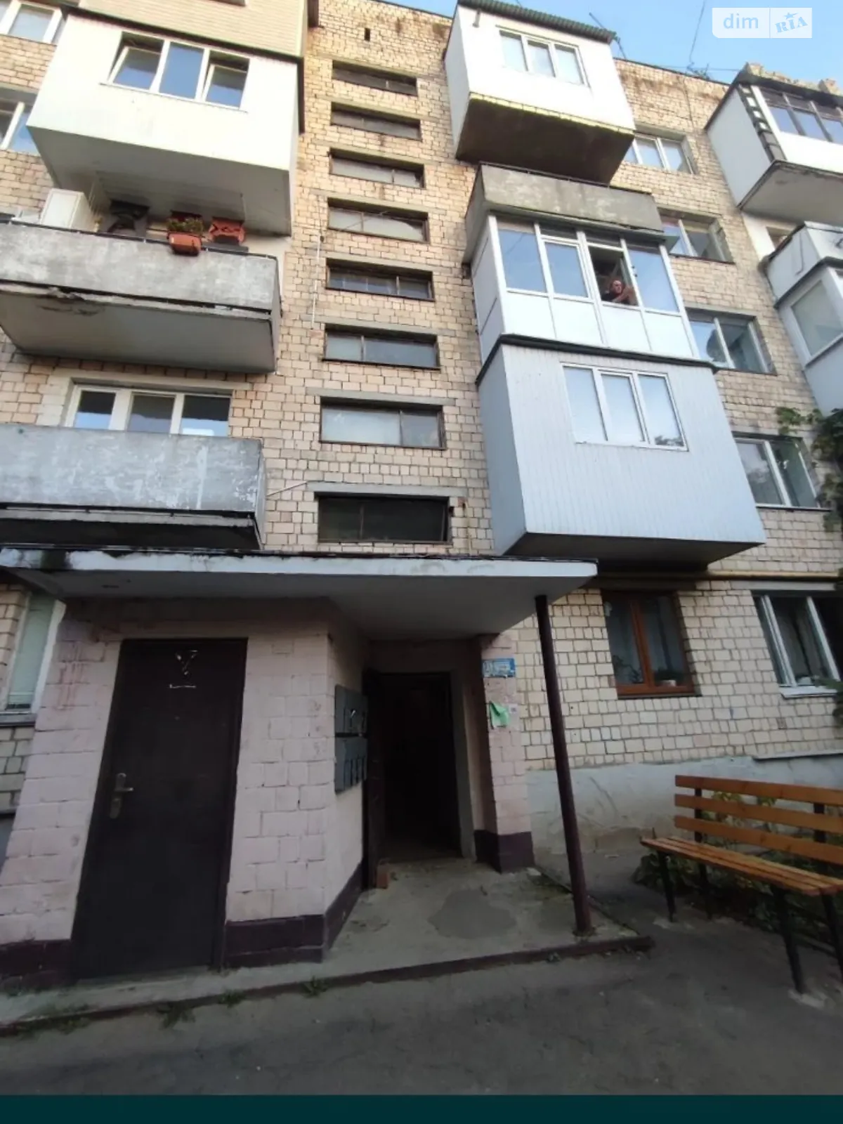 Продается 2-комнатная квартира 59 кв. м в Черновцах - фото 1