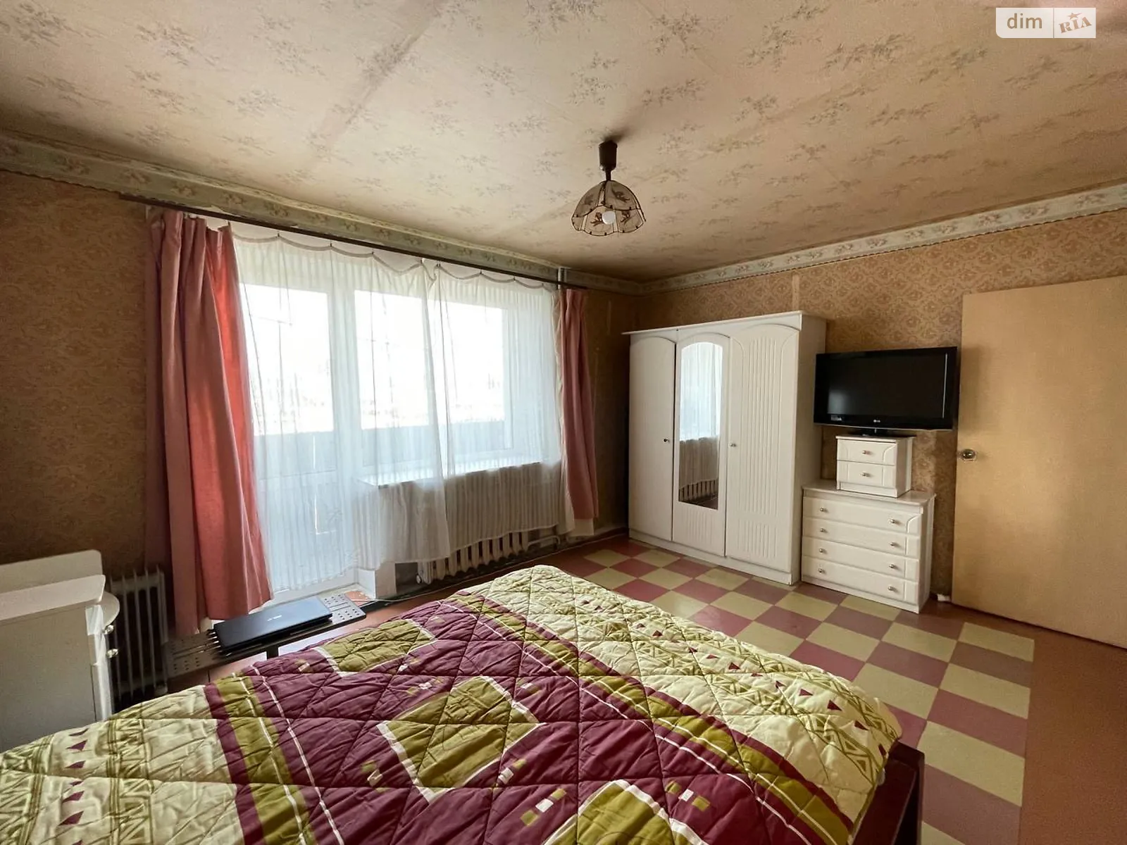 Продается 4-комнатная квартира 111 кв. м в Днепре, цена: 68000 $