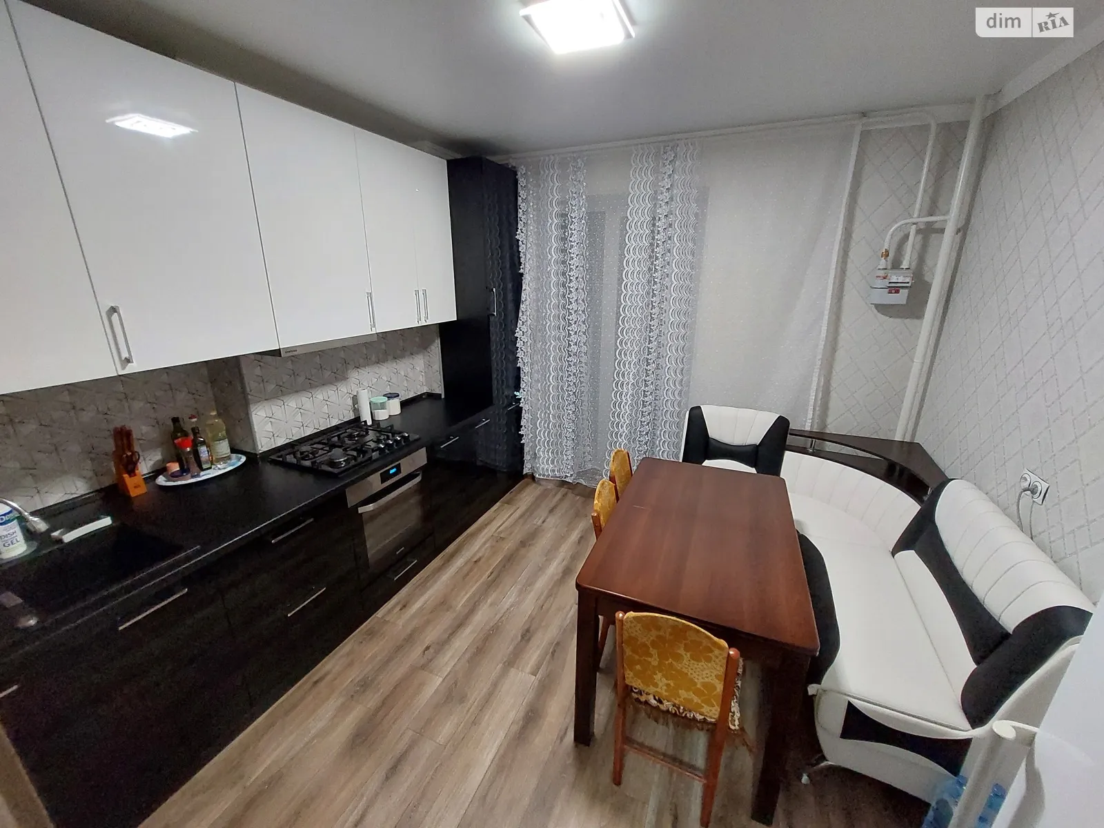 Продается 2-комнатная квартира 60 кв. м в Николаеве, просп. Героев Украины, 20К - фото 1