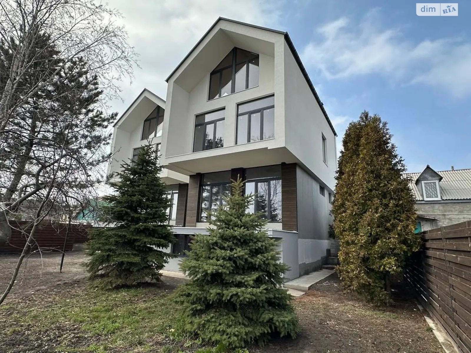 Продається будинок 2 поверховий 132.2 кв. м з гаражем, цена: 199000 $ - фото 1