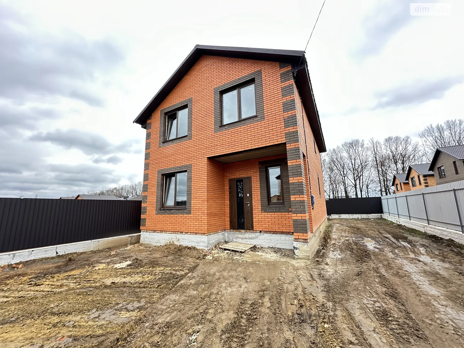 Продается дом на 2 этажа 120 кв. м с балконом, цена: 85000 $ - фото 1