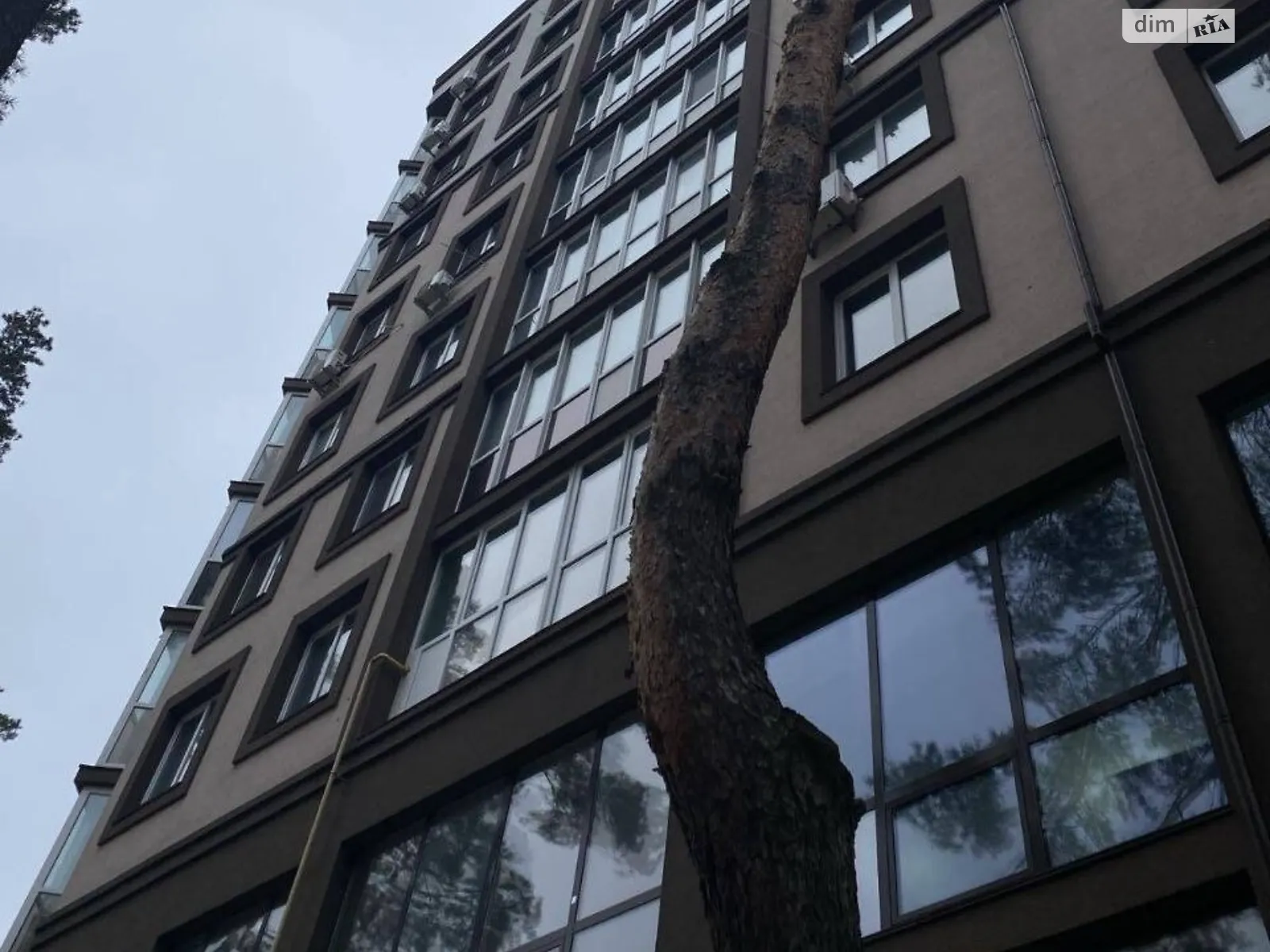 Продается 2-комнатная квартира 58 кв. м в Ирпене, ул. Севериновская