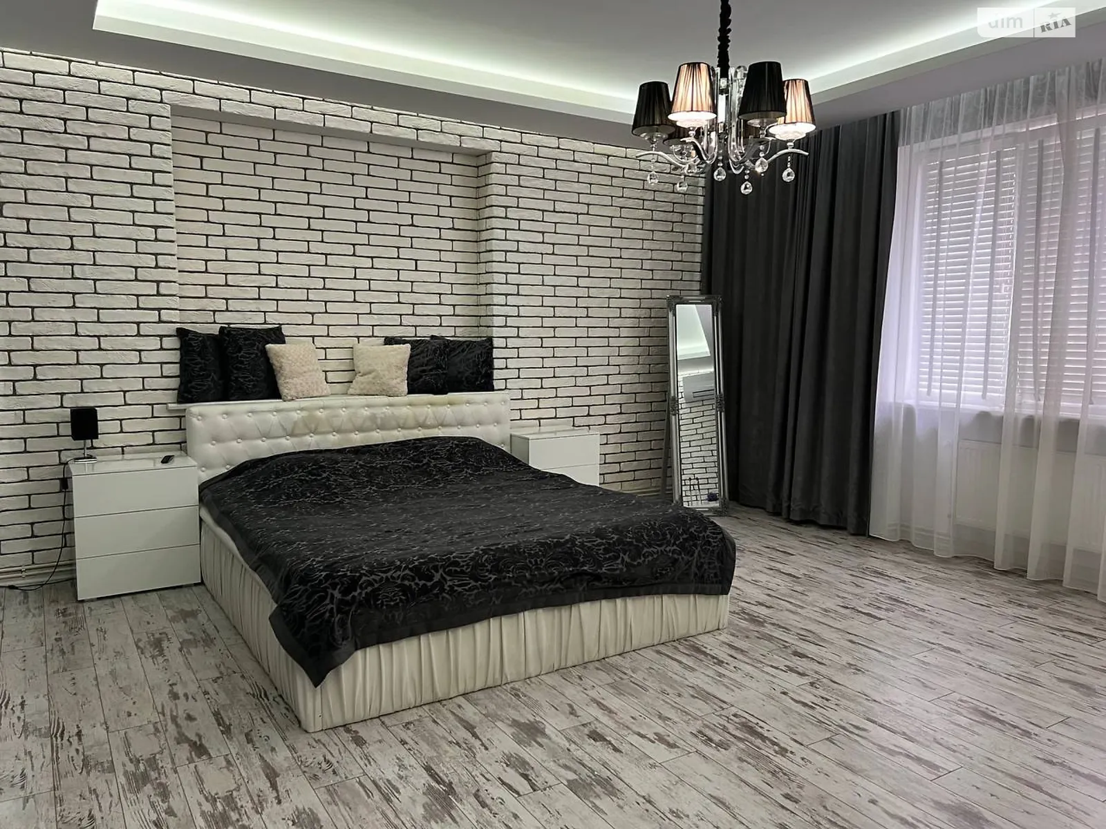Продается дом на 2 этажа 279.8 кв. м с балконом, цена: 175000 $ - фото 1