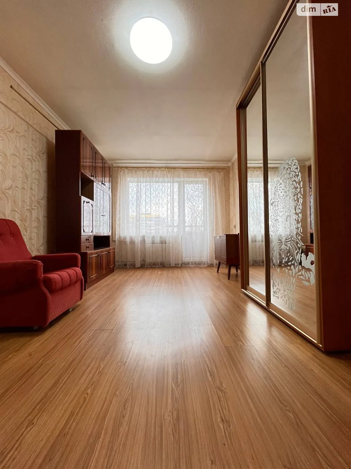 Продается 1-комнатная квартира 29.7 кв. м в Днепре, цена: 23500 $ - фото 1