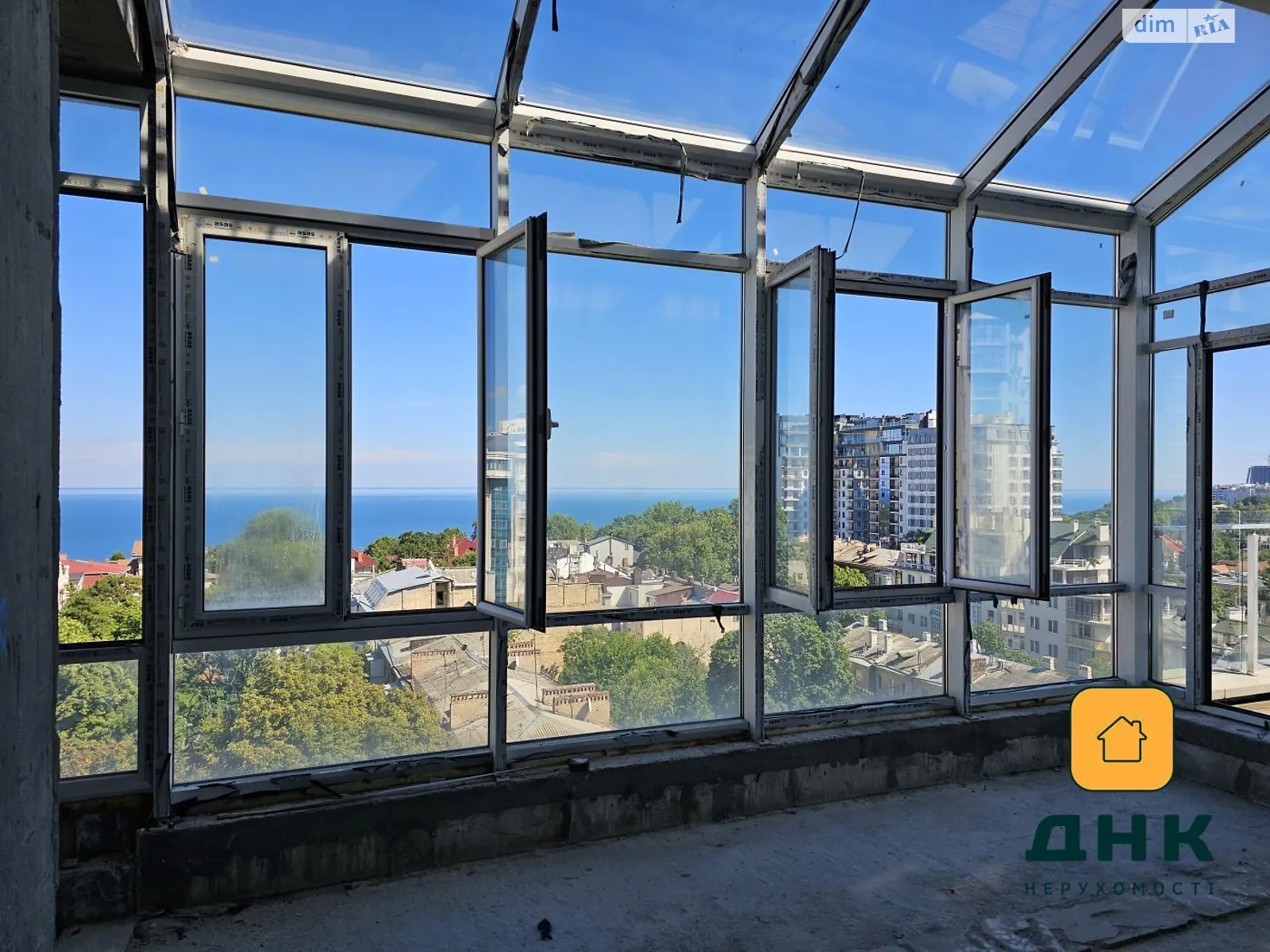 Продается 4-комнатная квартира 161 кв. м в Одессе, пер. Успенский, 11 - фото 1