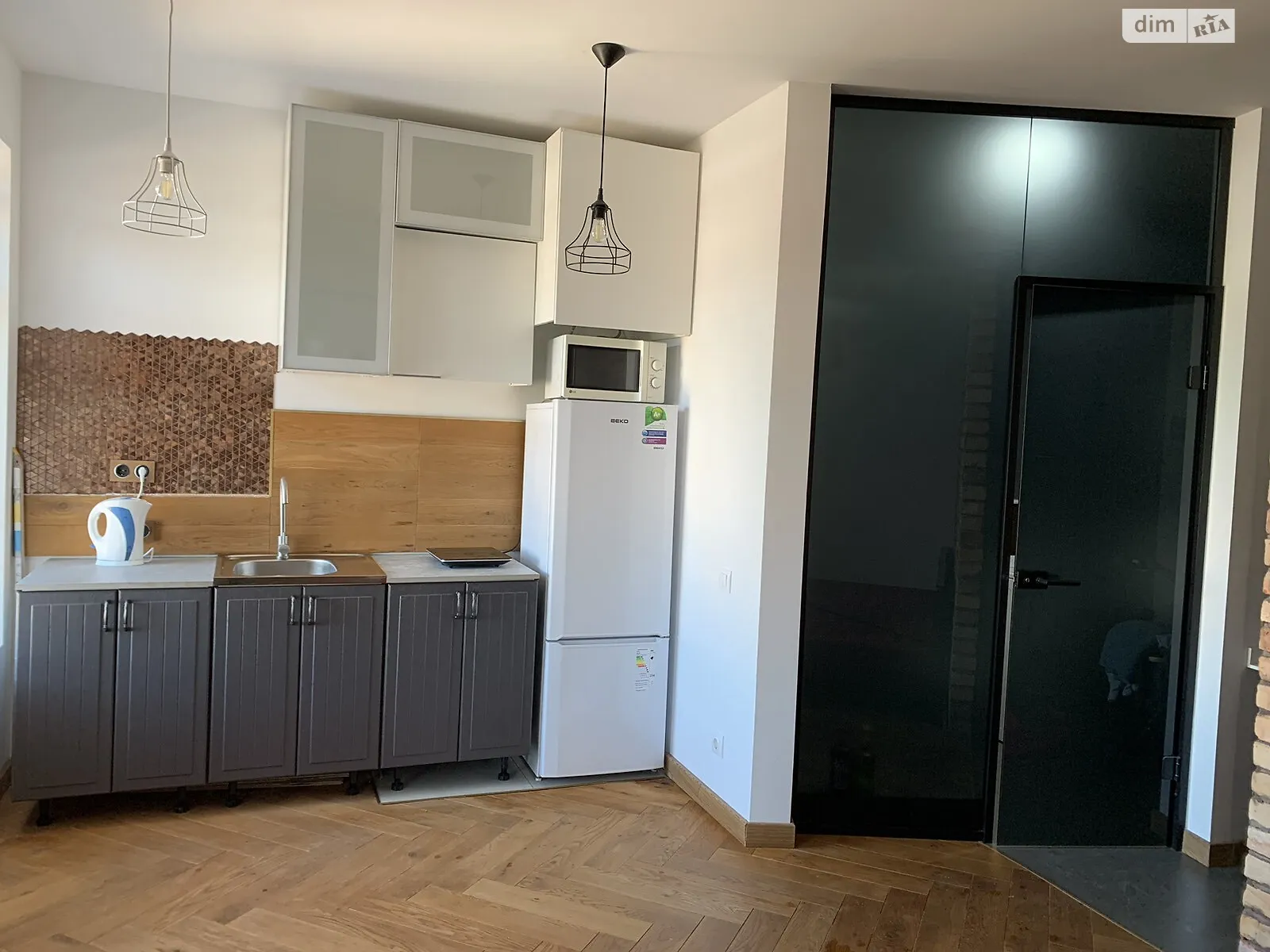 Продається 1-кімнатна квартира 26 кв. м у Гостомелі, вул. Свято-Покровська(Леніна), 73Б/5 - фото 1