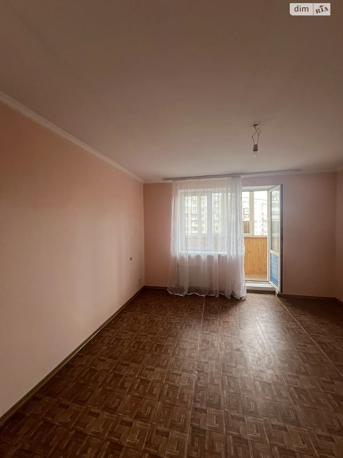 Продается 4-комнатная квартира 87 кв. м в Ровно - фото 1
