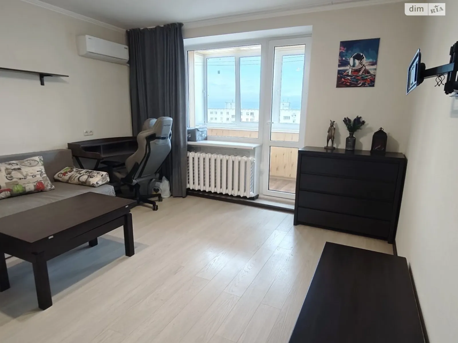 Продается 1-комнатная квартира 38 кв. м в Черноморске - фото 3