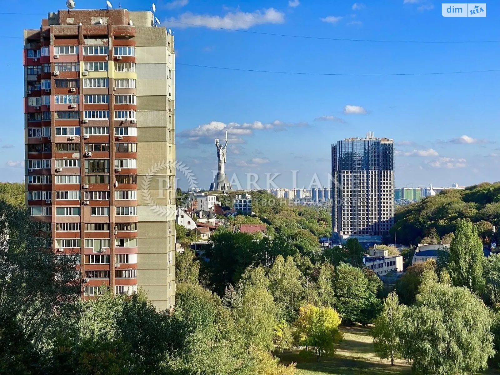 Продается 2-комнатная квартира 87 кв. м в Киеве, ул. Старонаводницкая, 6Б - фото 1