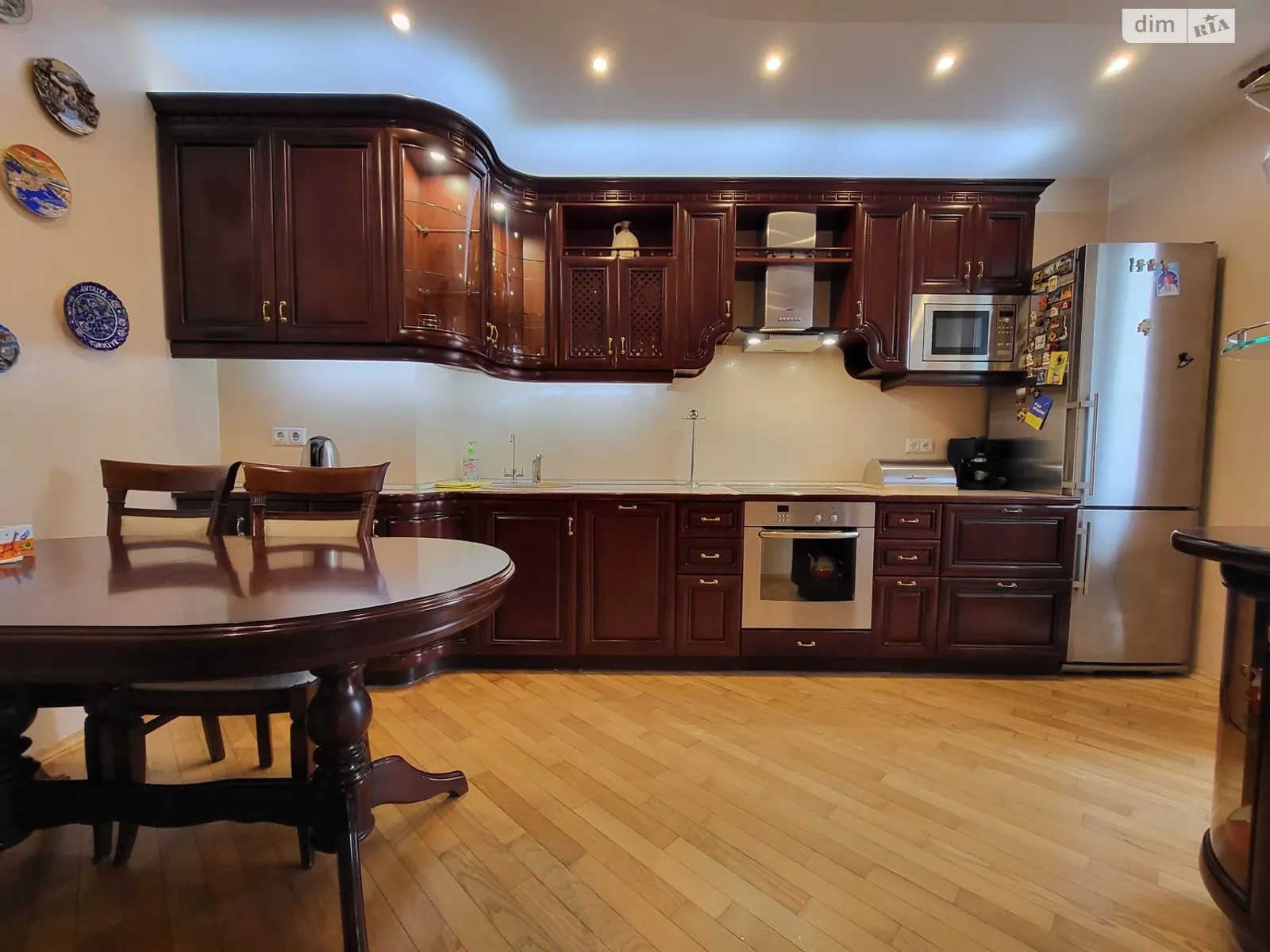 Сдается в аренду 3-комнатная квартира 110 кв. м в Киеве, ул. Никольско-Слободская, 2Б - фото 1