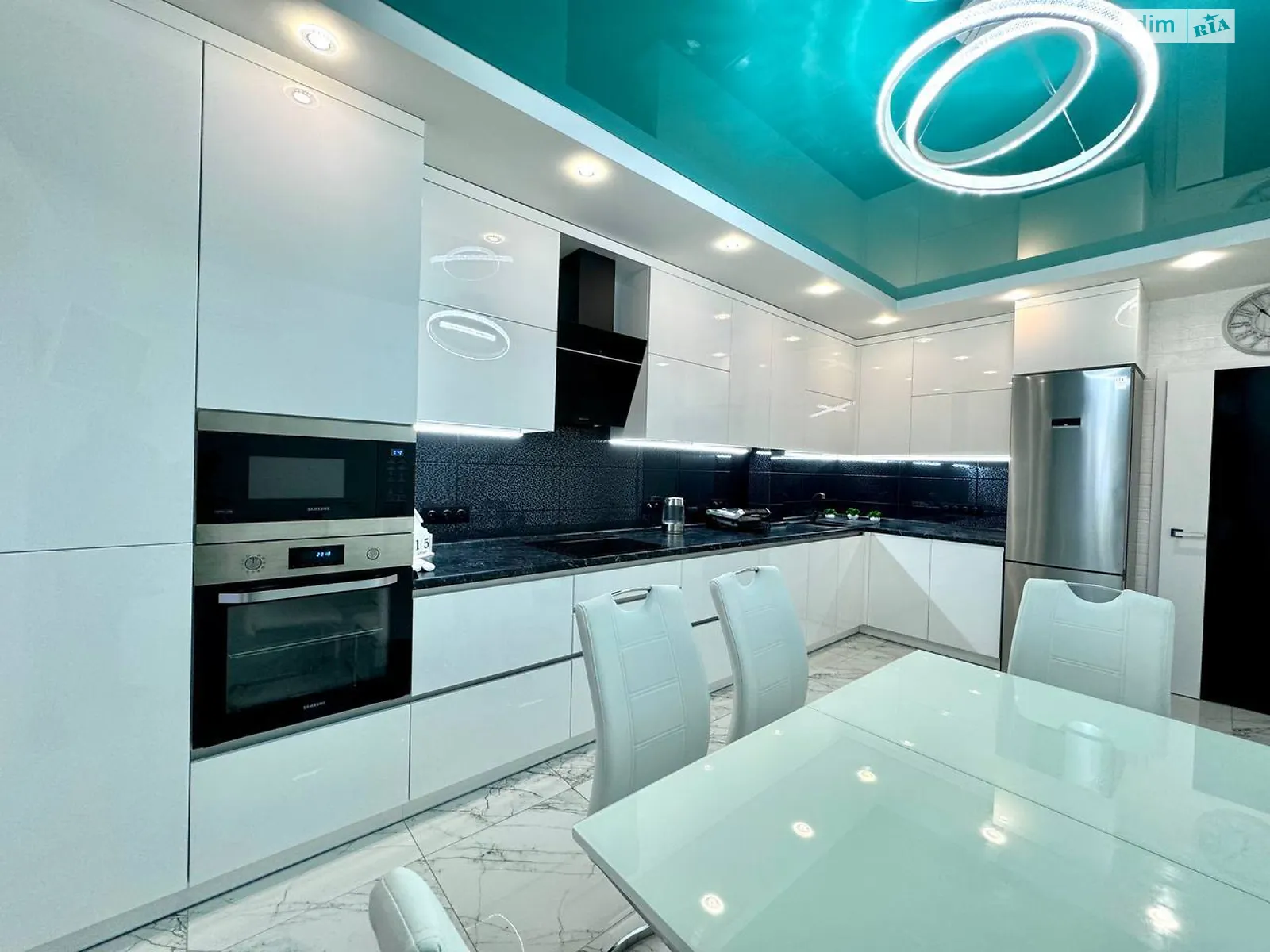 Продається 3-кімнатна квартира 140 кв. м у Миколаєві, вул. Лазурна, 5/11 - фото 1