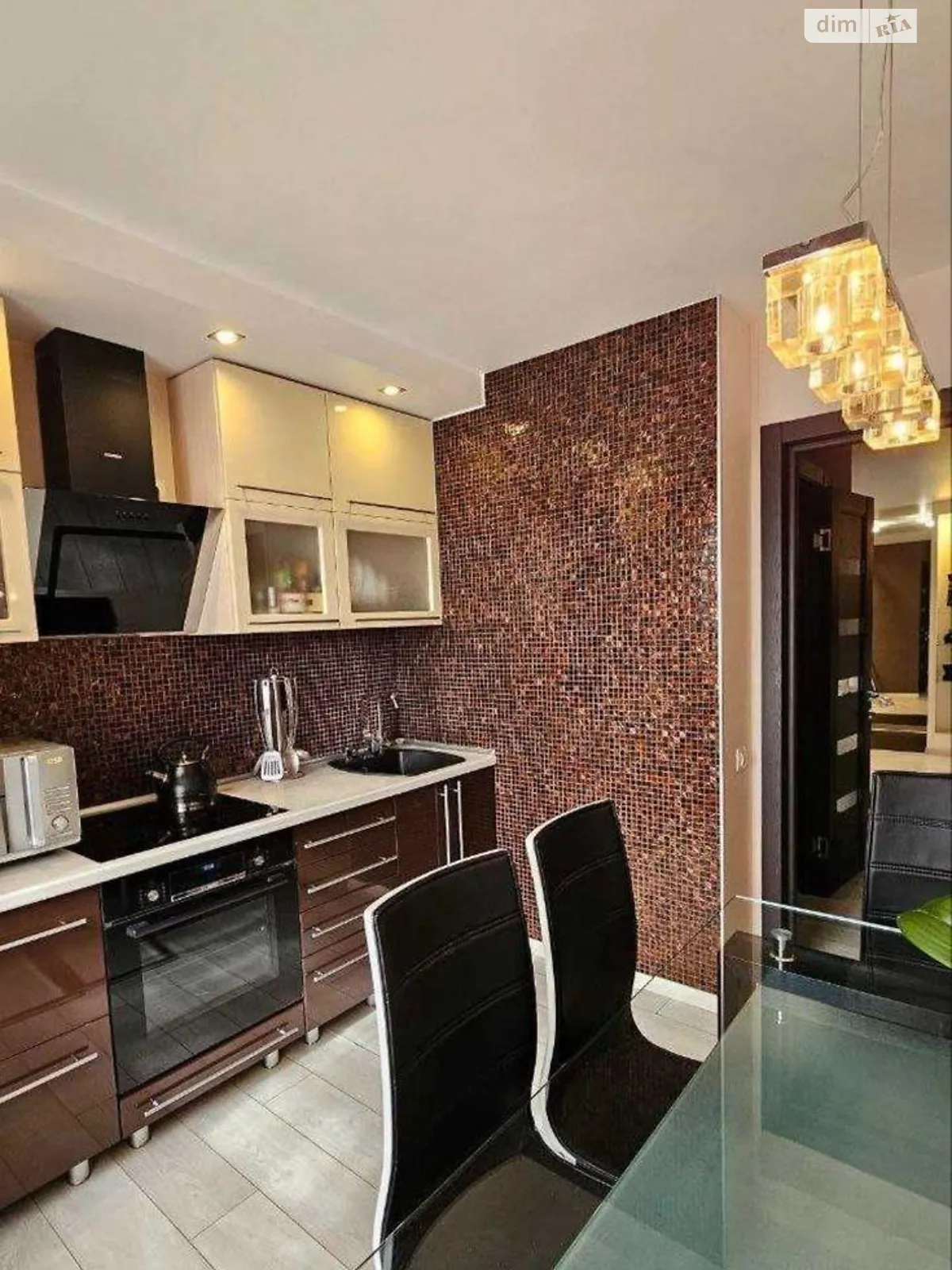 Продается 2-комнатная квартира 55 кв. м в Харькове, цена: 50000 $