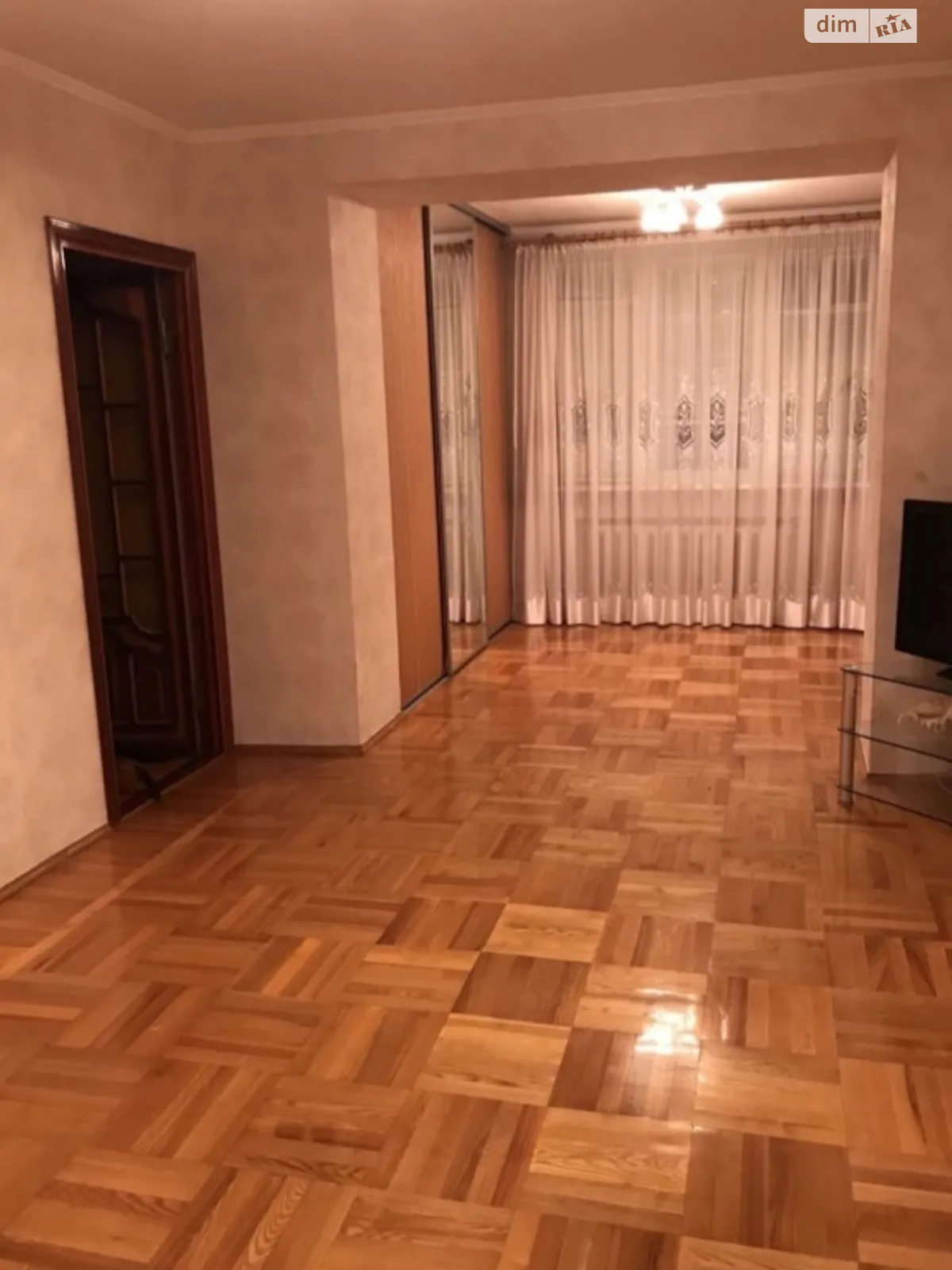 Продается 4-комнатная квартира 82 кв. м в Виннице, ул. Шевченко - фото 1