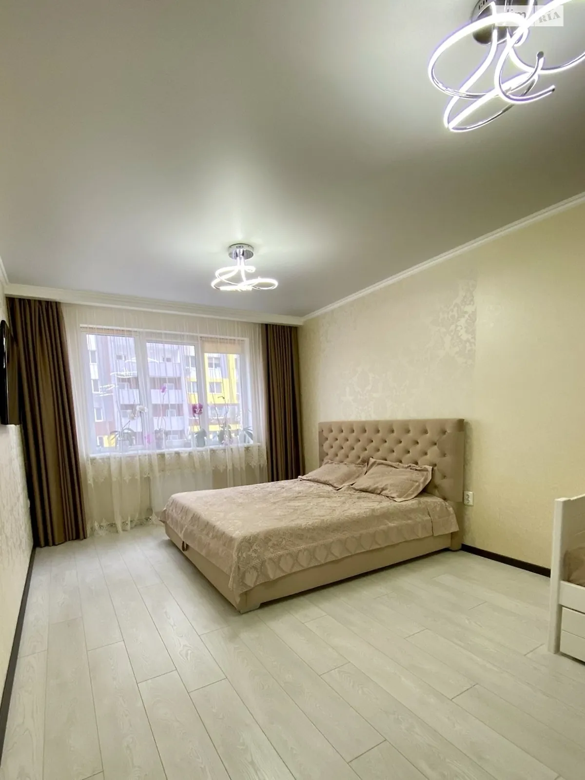 Продается 1-комнатная квартира 42 кв. м в Одессе, цена: 44000 $